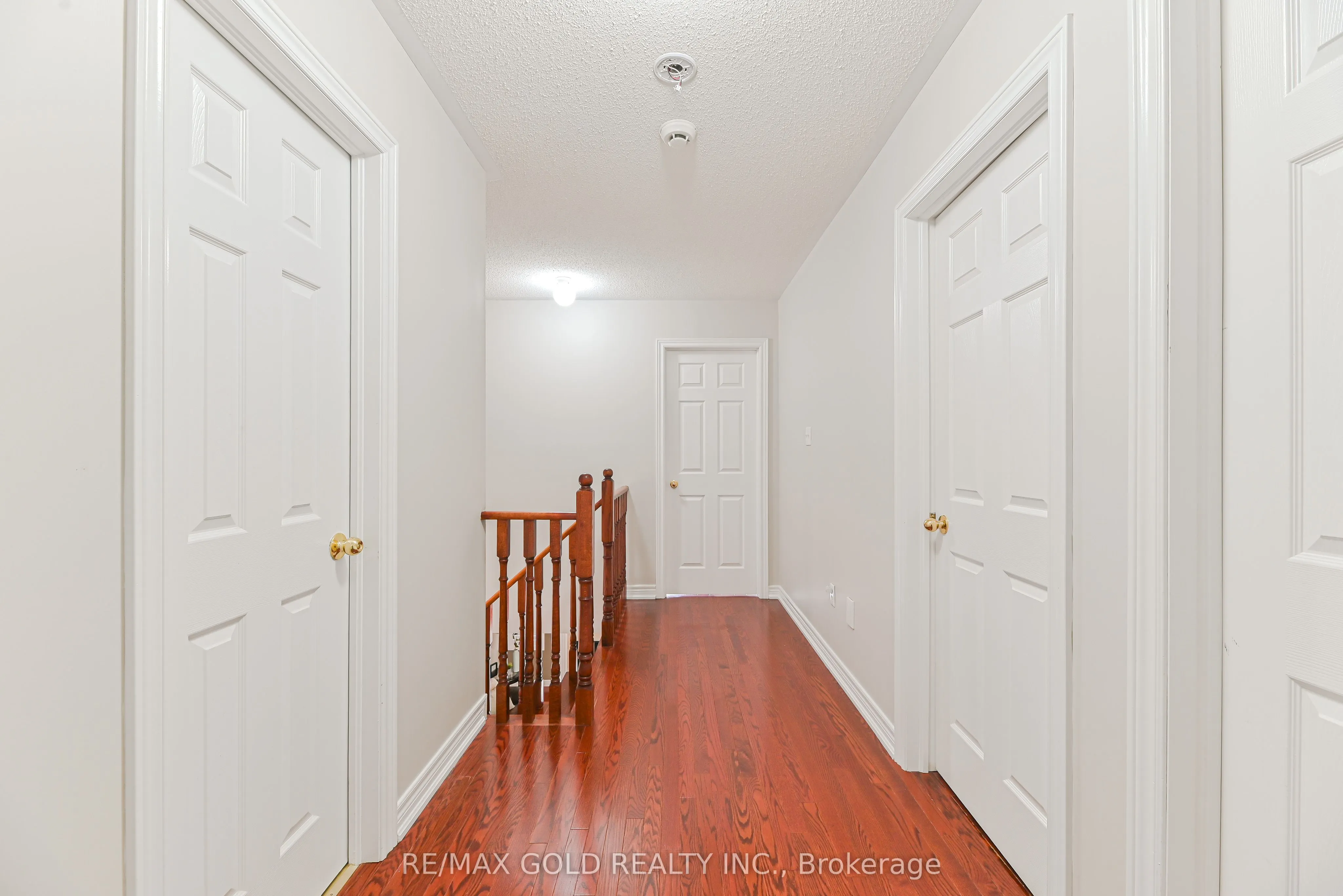 54 Gamson Crescent