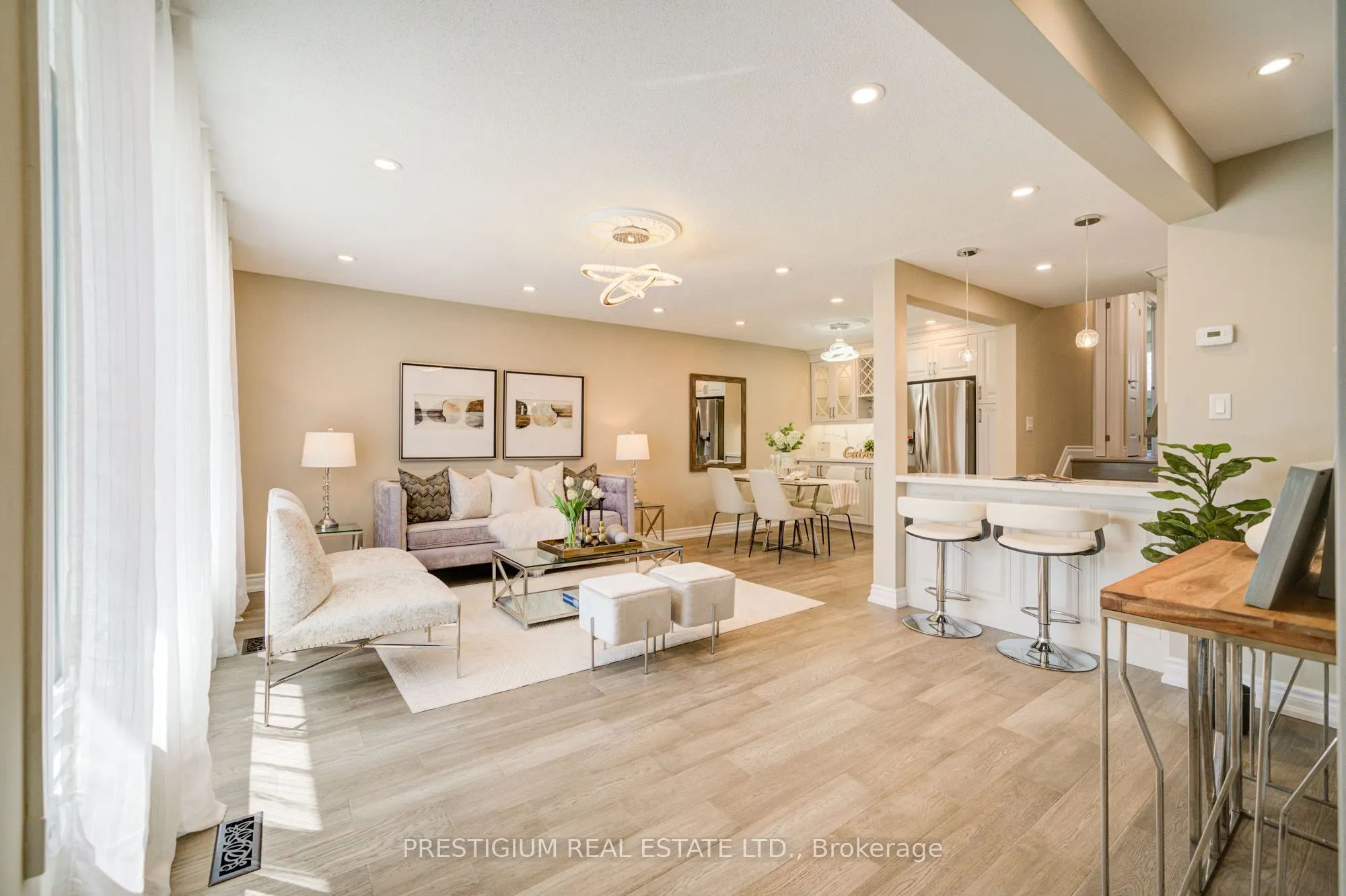 6 Willis Drive