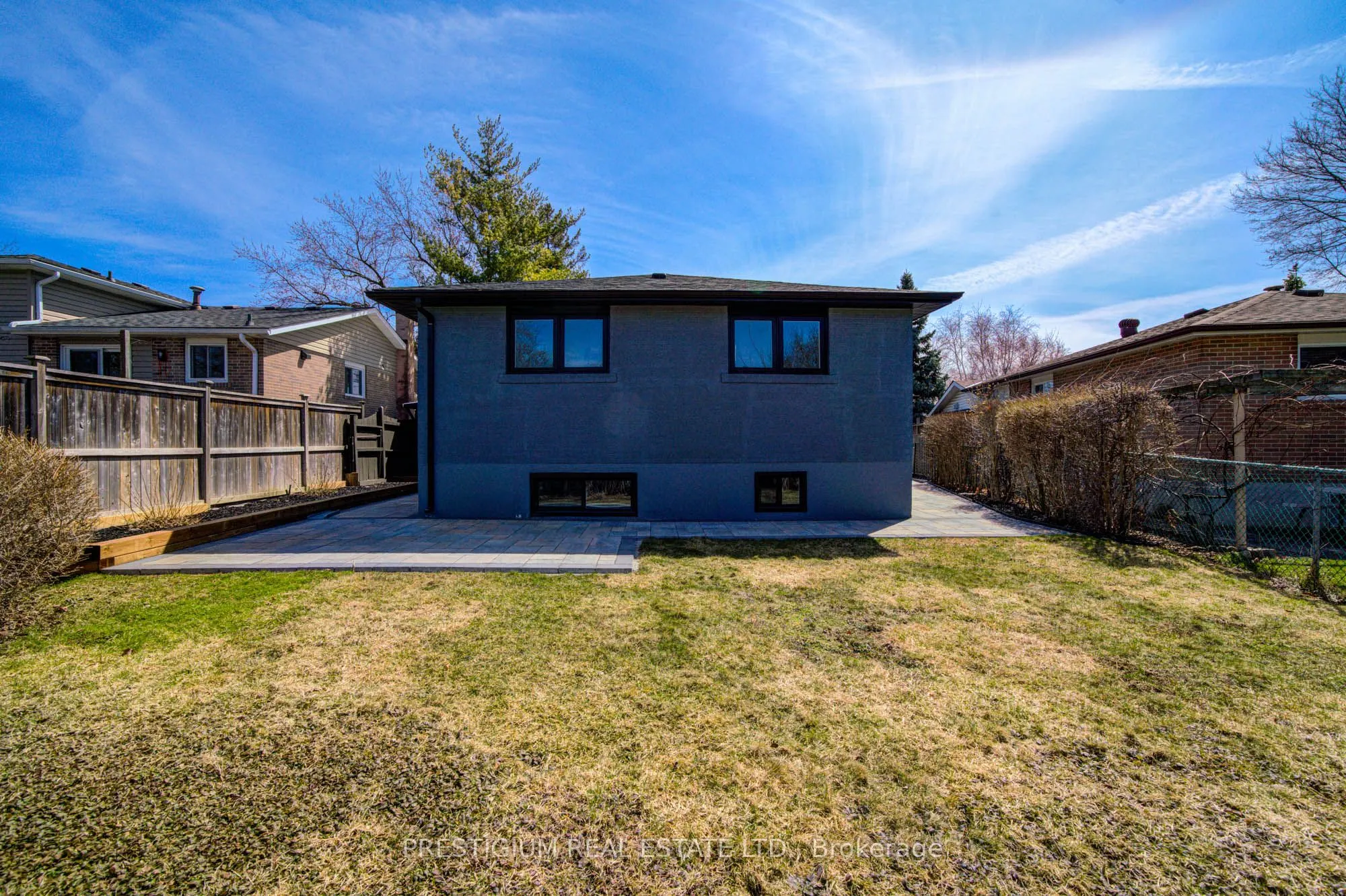 6 Willis Drive