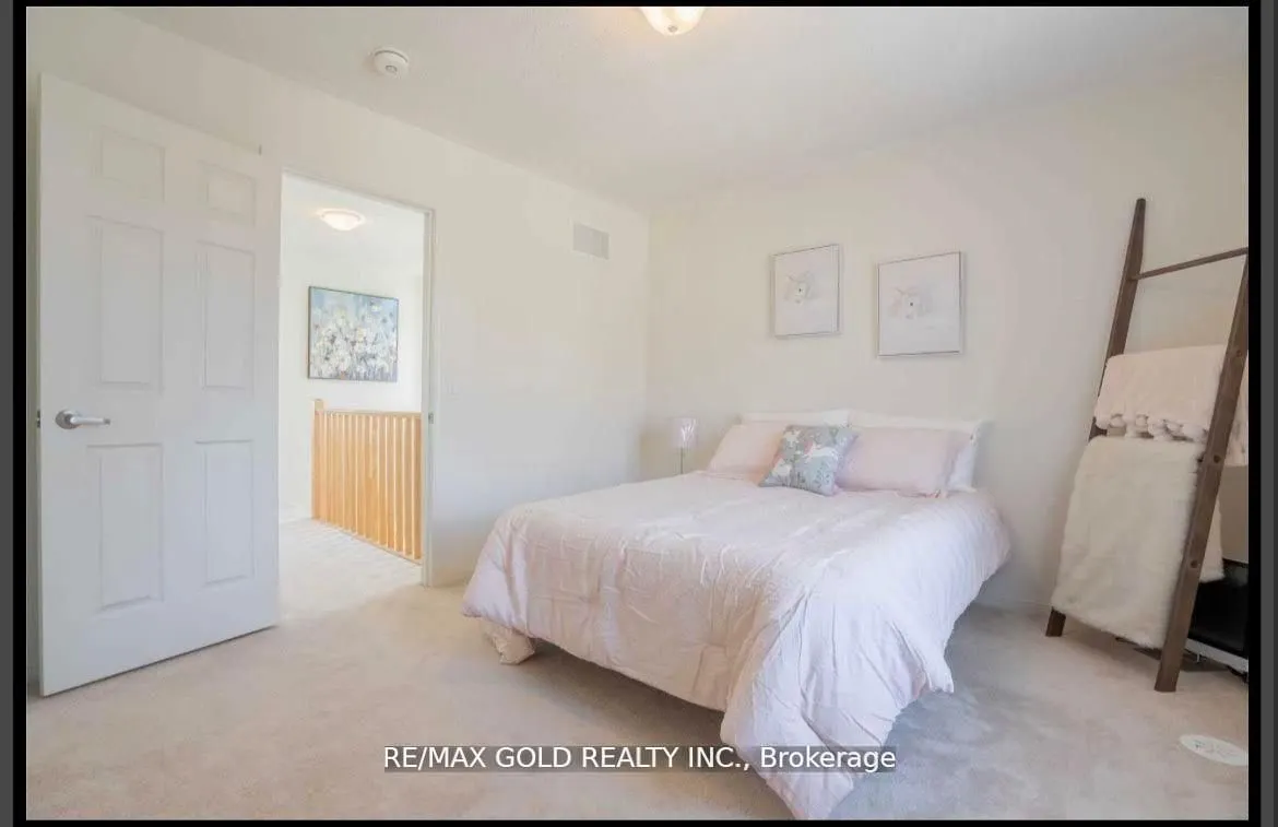 1 Beckenrose Court, #69