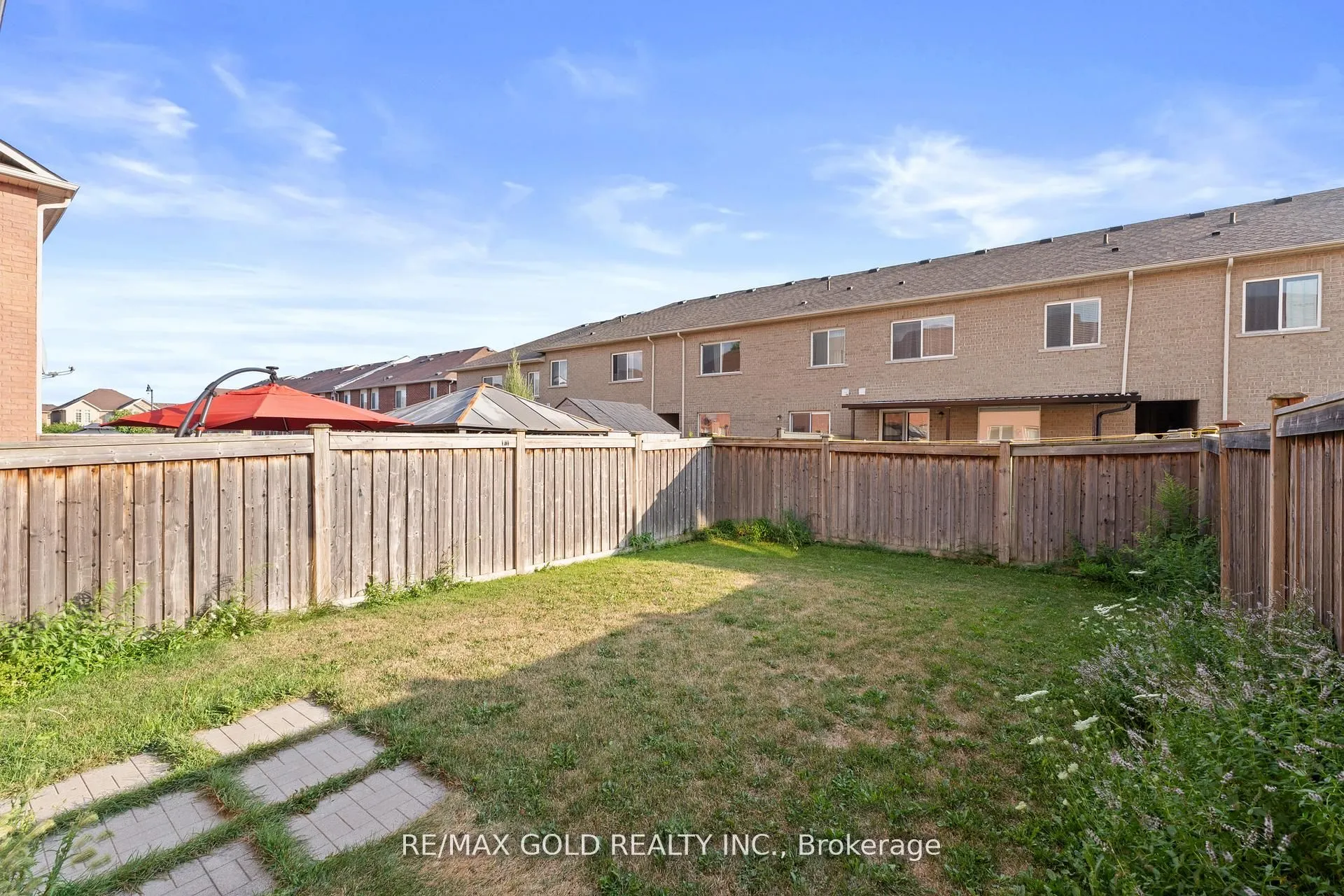 22 Nutwood Way