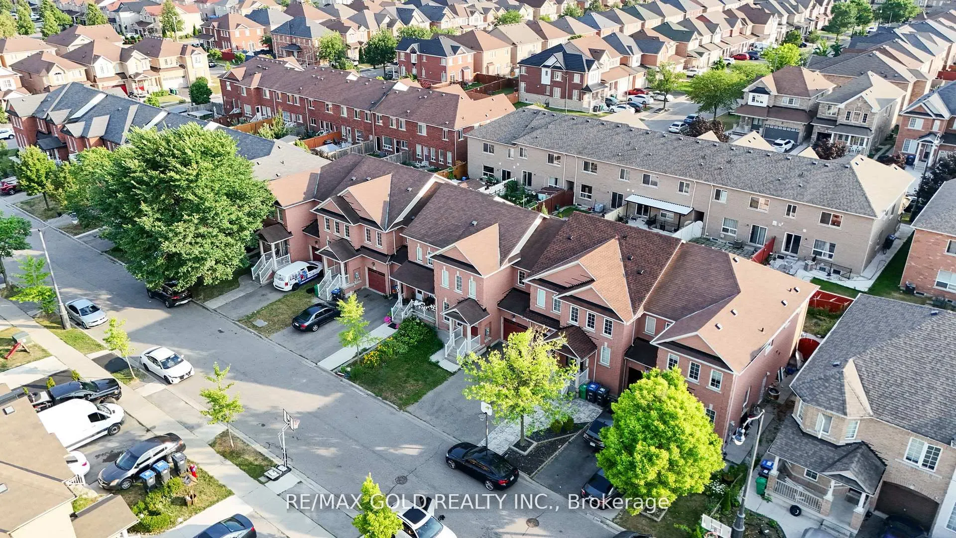 22 Nutwood Way