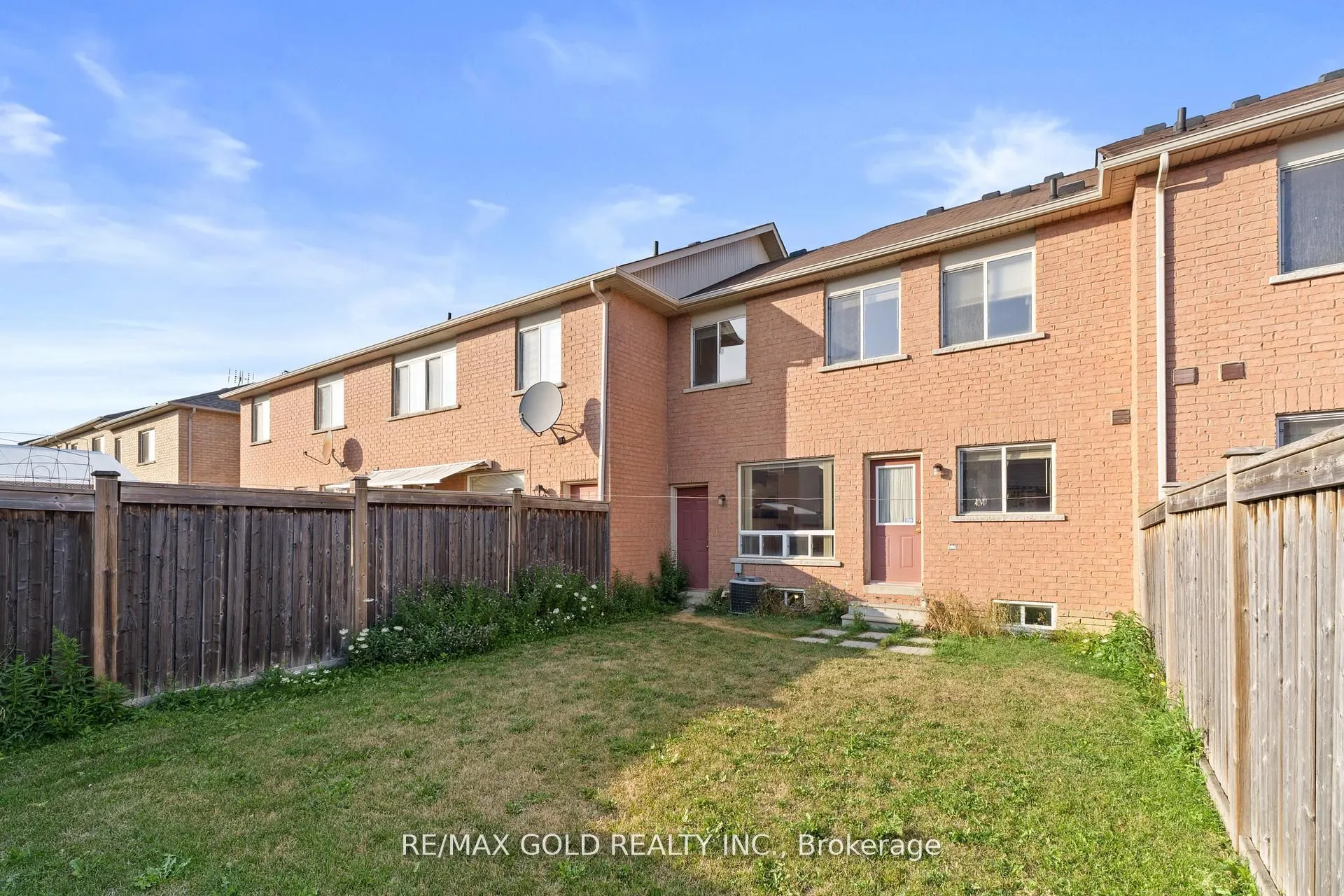 22 Nutwood Way