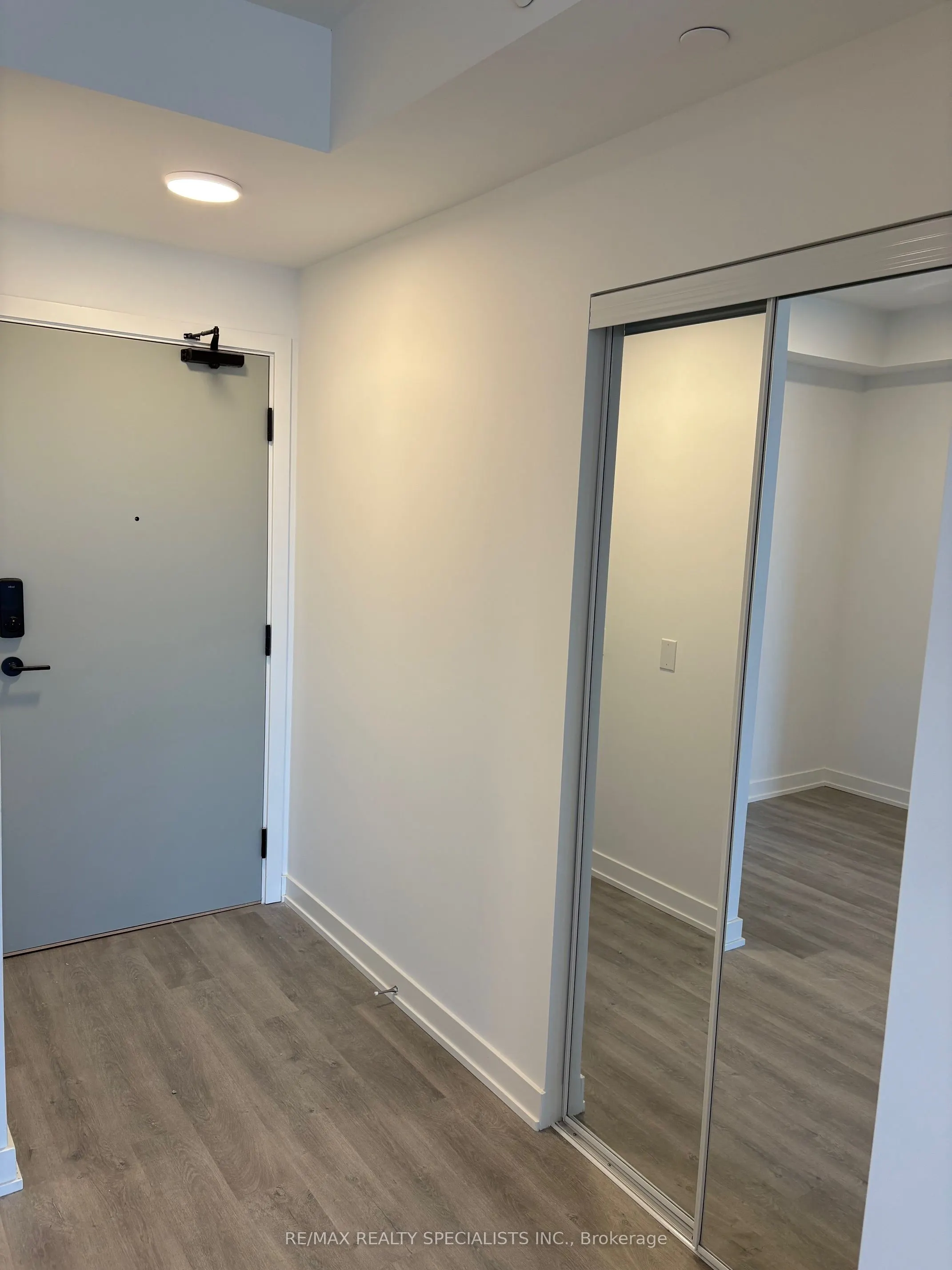 5105 Hurontario Street, #3203