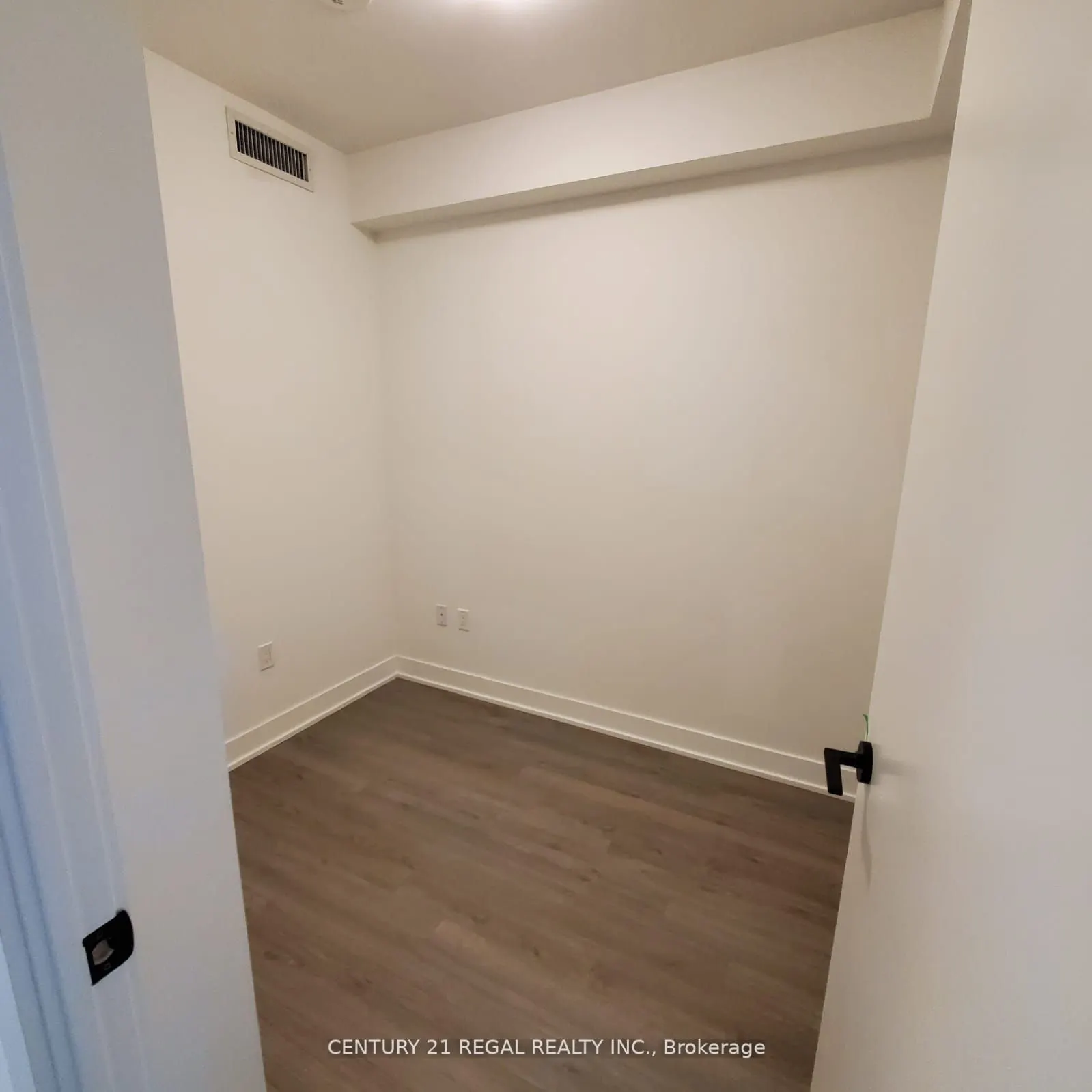 50 George Butchart Drive, #609