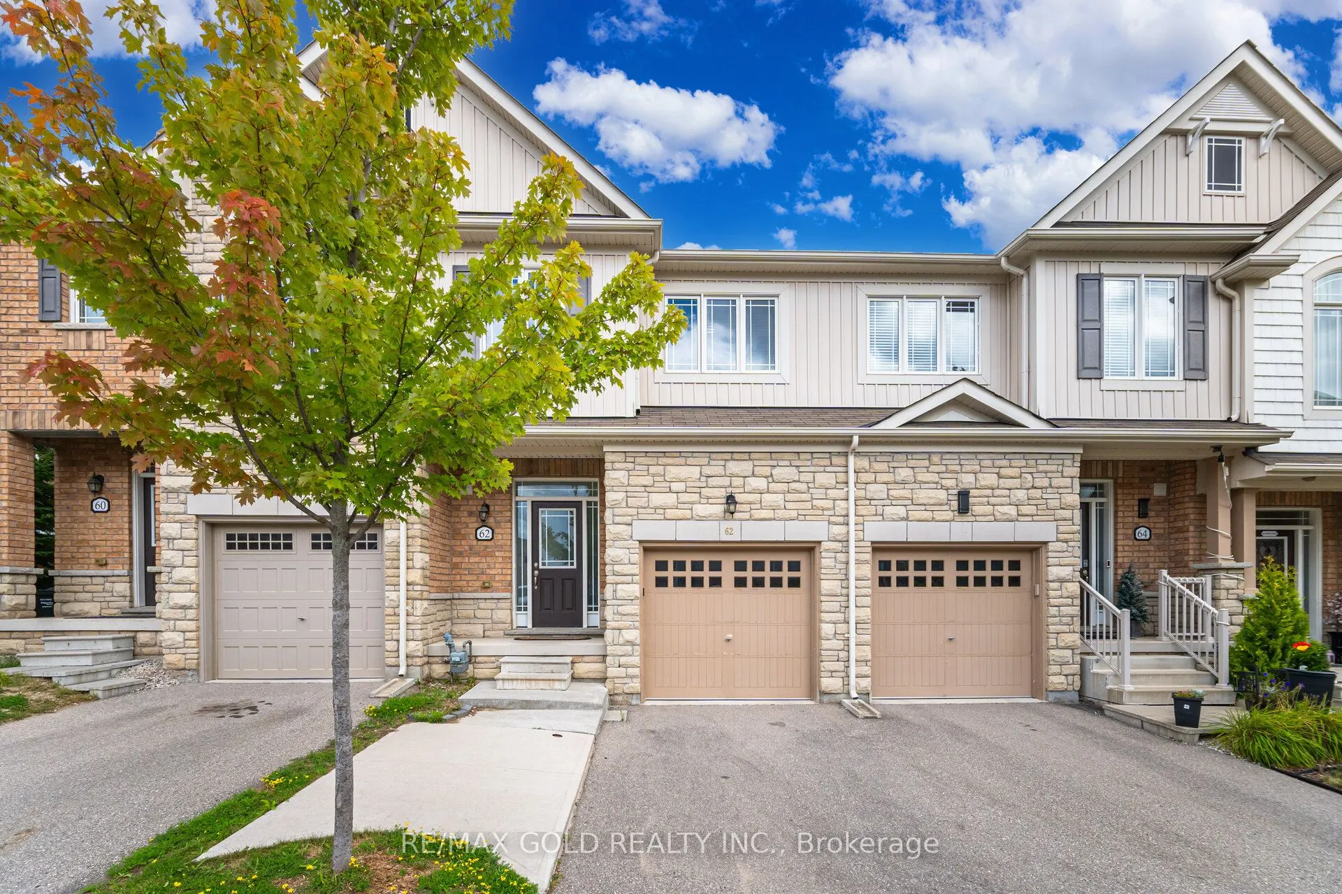 62 Valley Lane