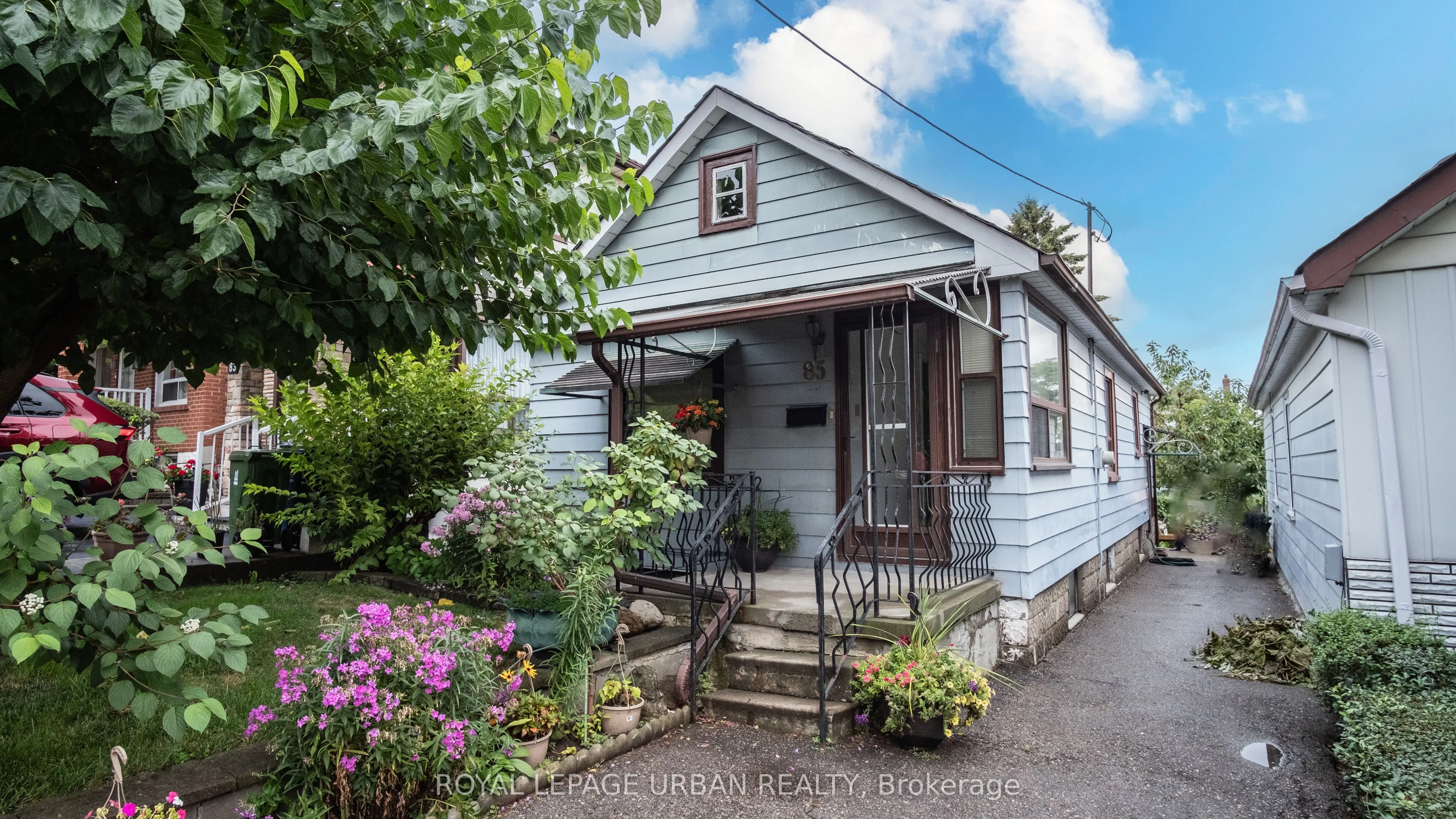 85 Aileen Avenue