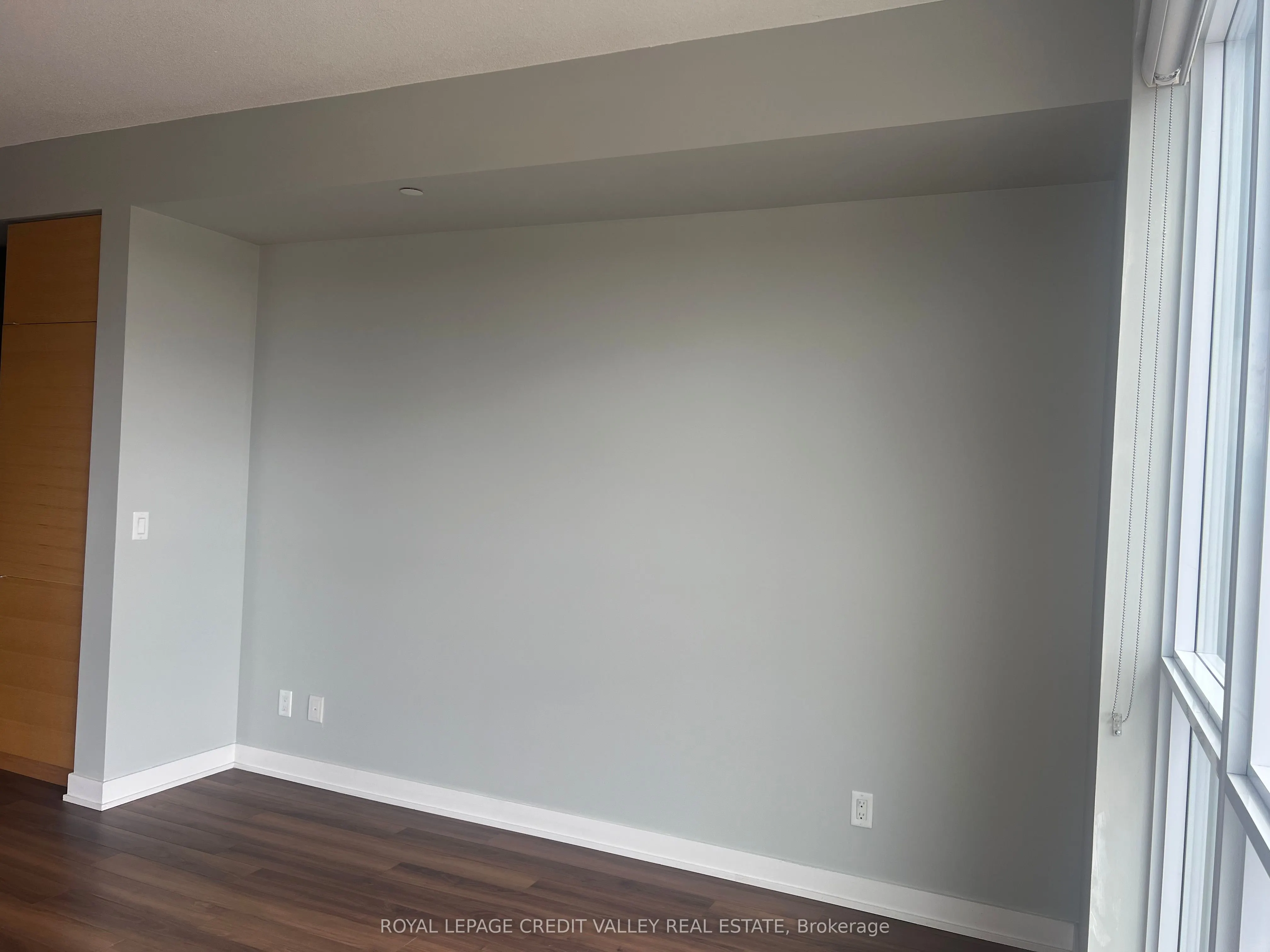 5220 Dundas Street, #D416
