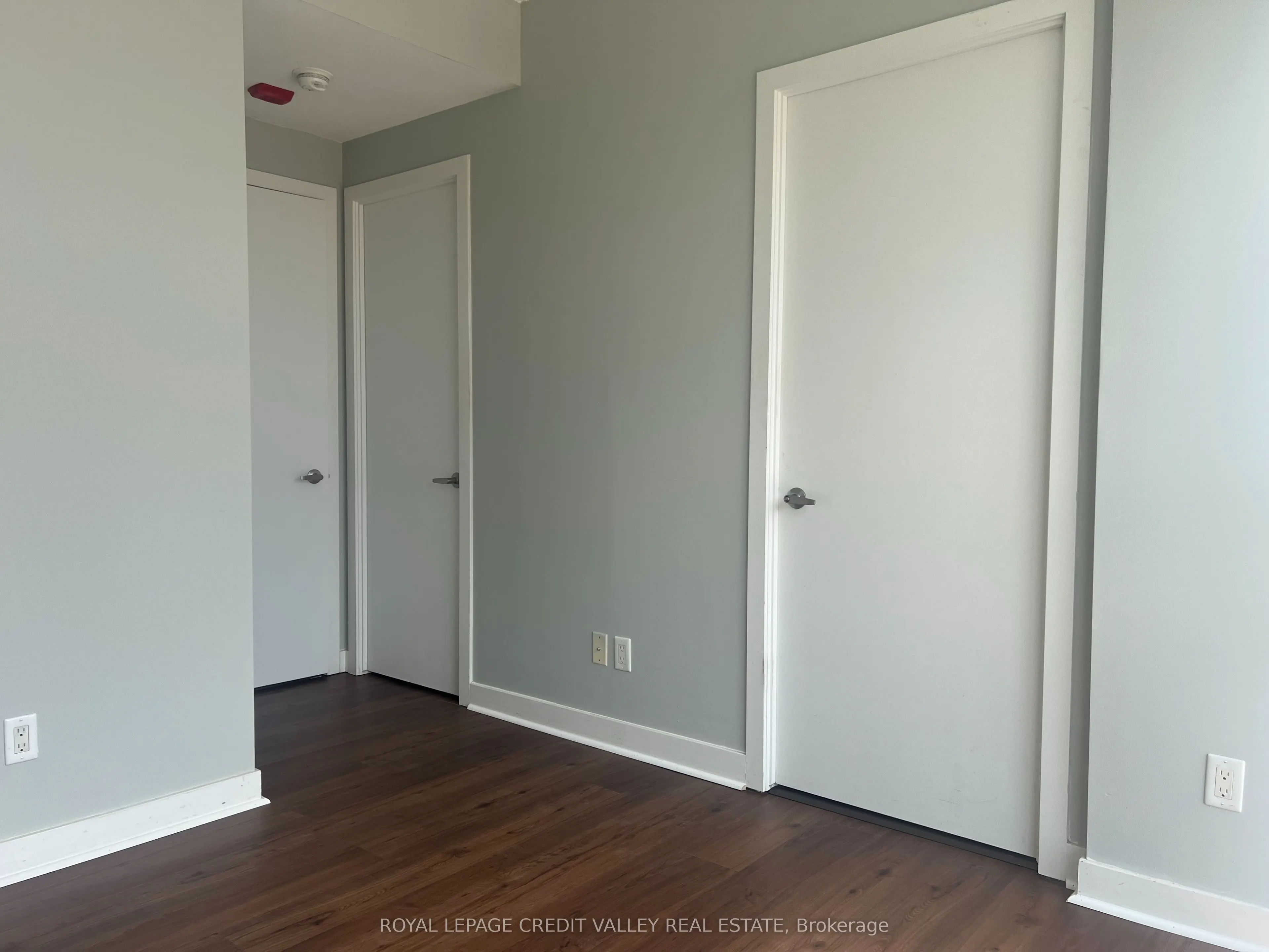 5220 Dundas Street, #D416