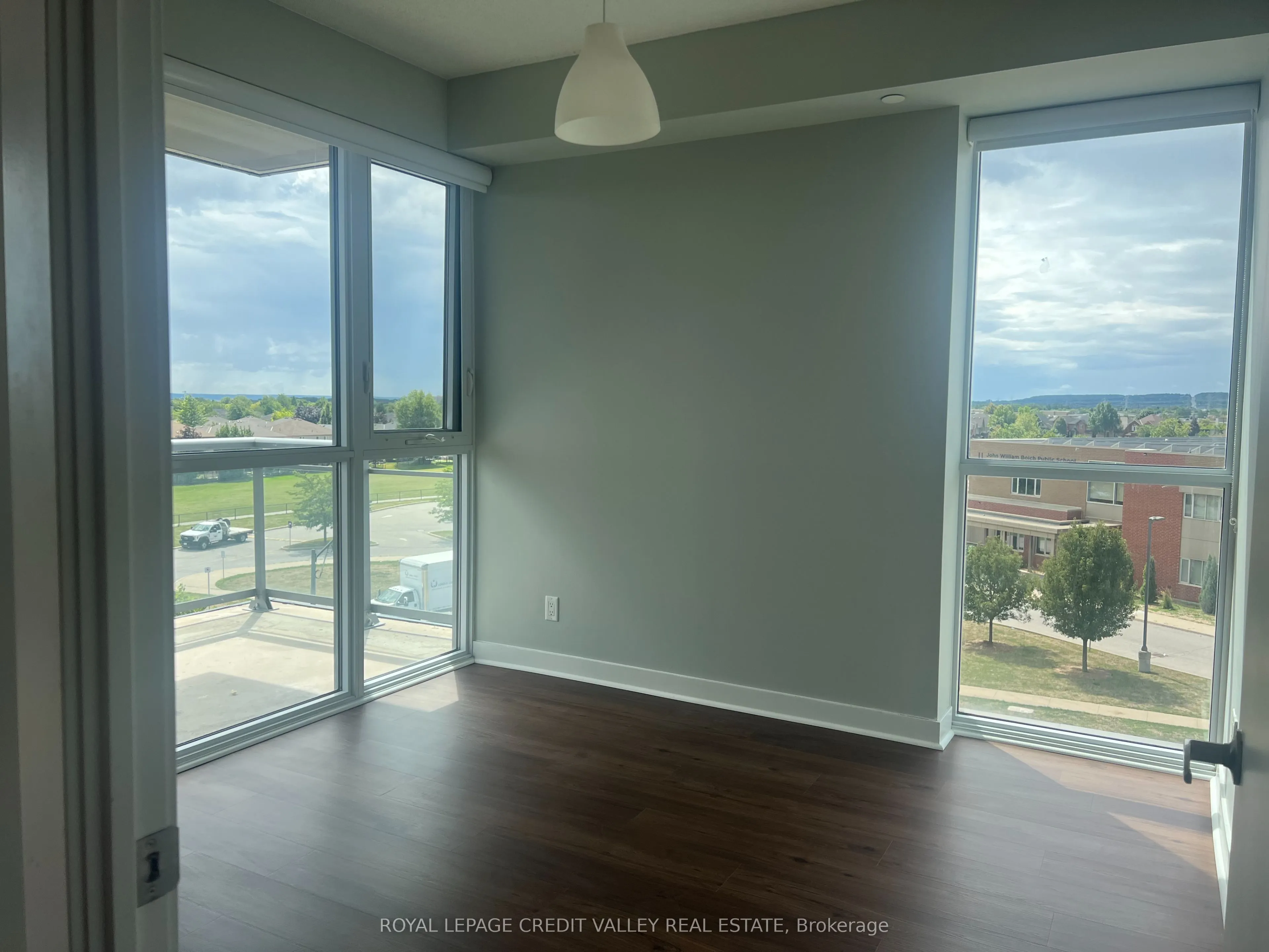 5220 Dundas Street, #D416