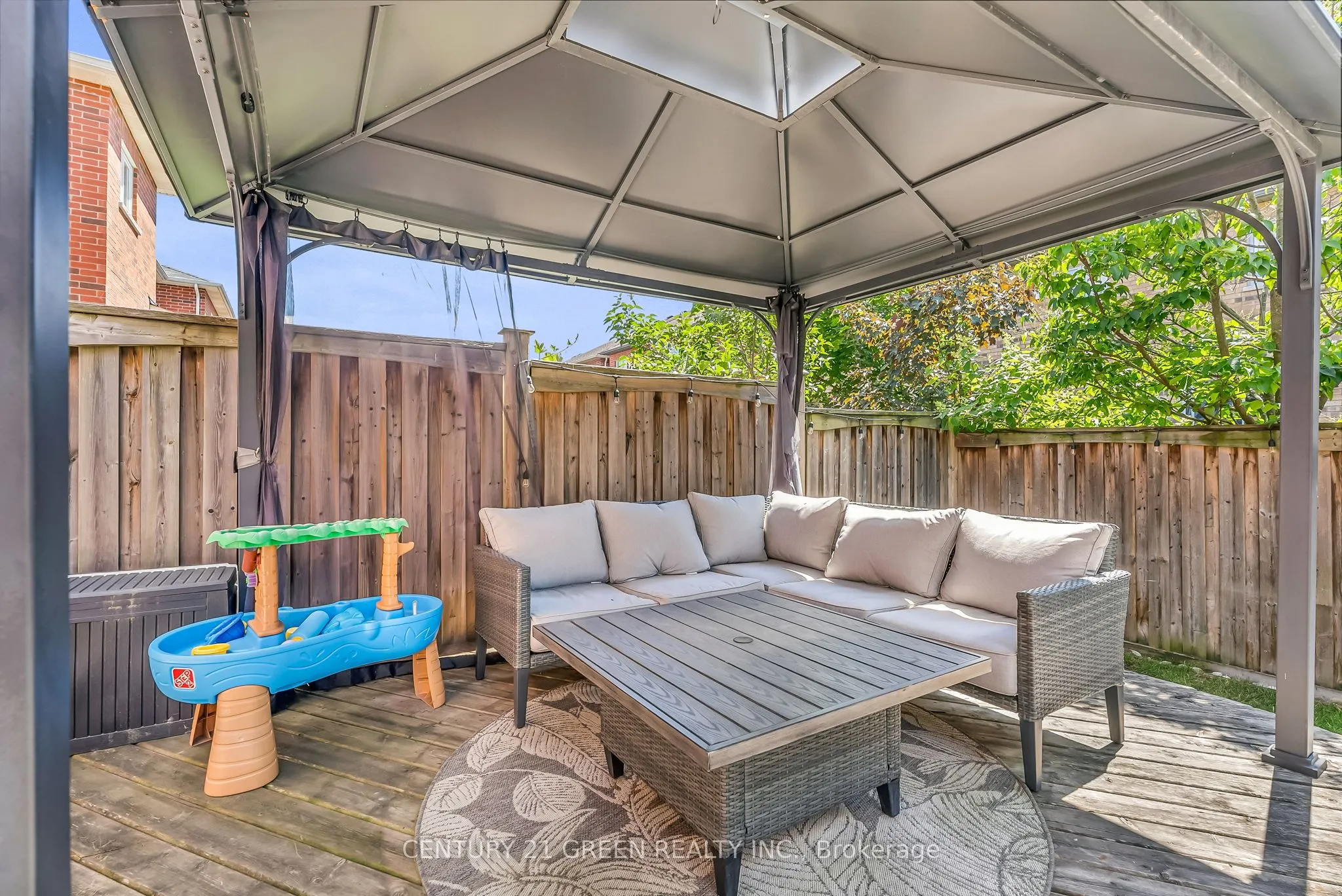 410 DUNCAN Lane