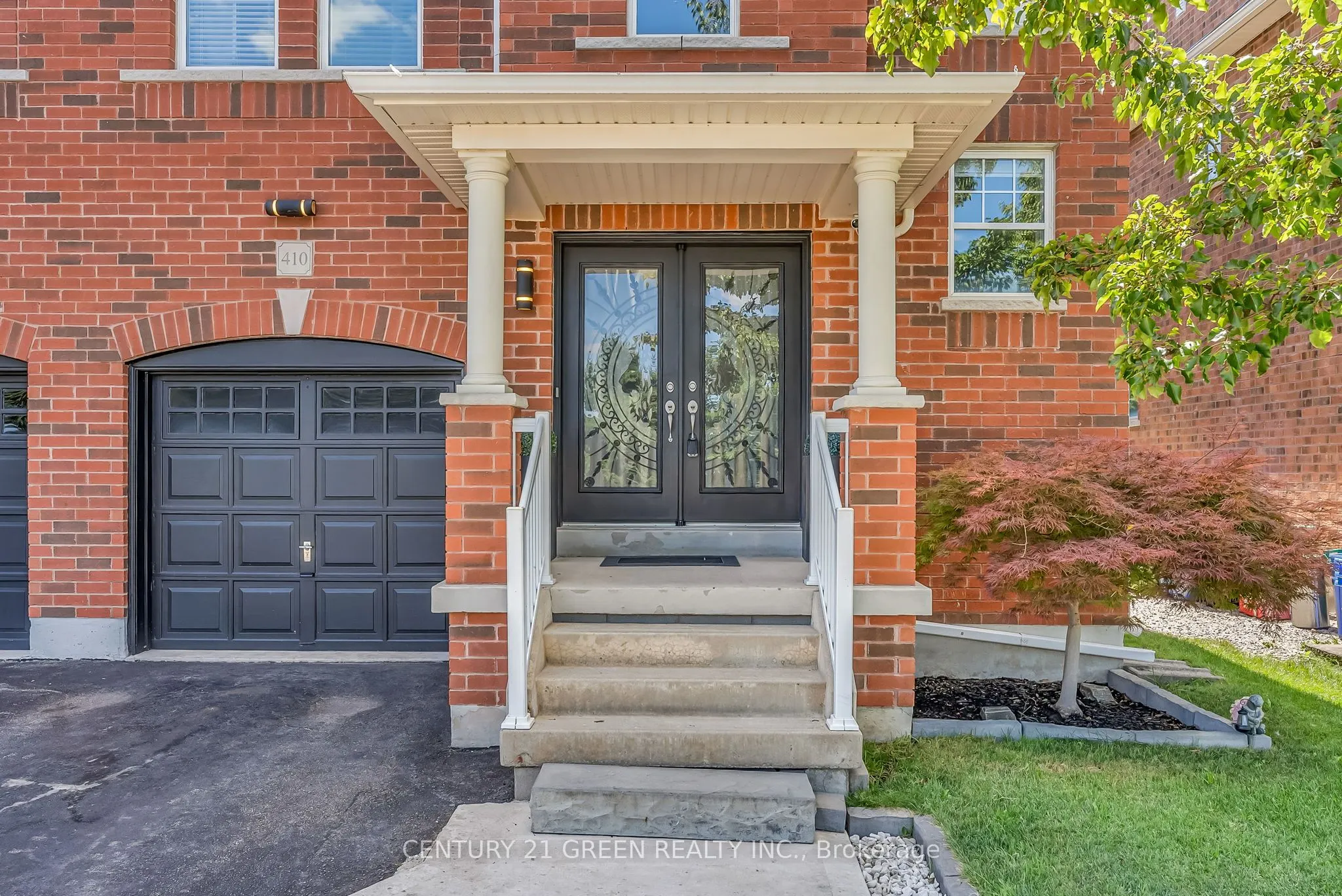 410 DUNCAN Lane