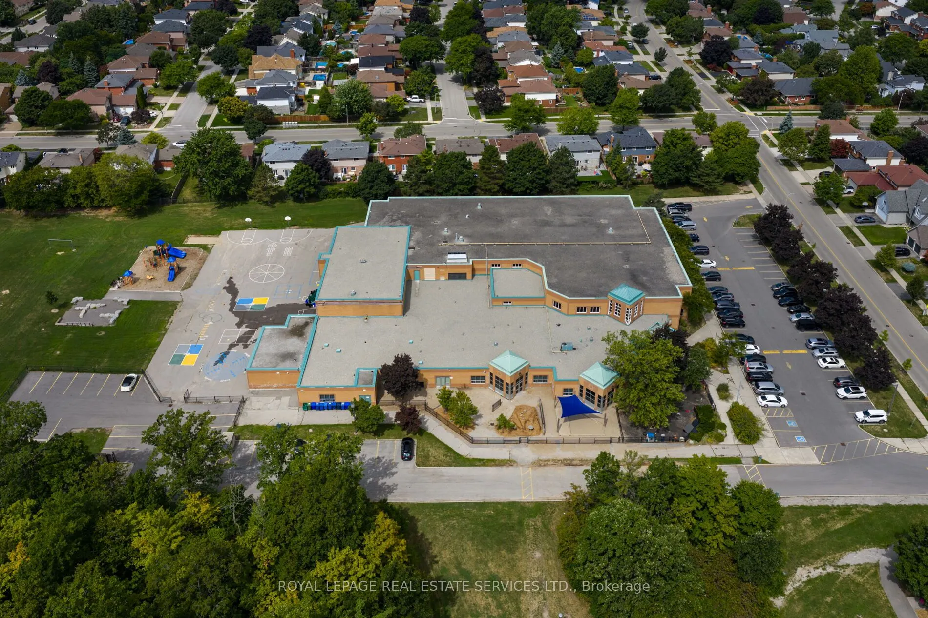 2040 Cleaver Avenue, #211