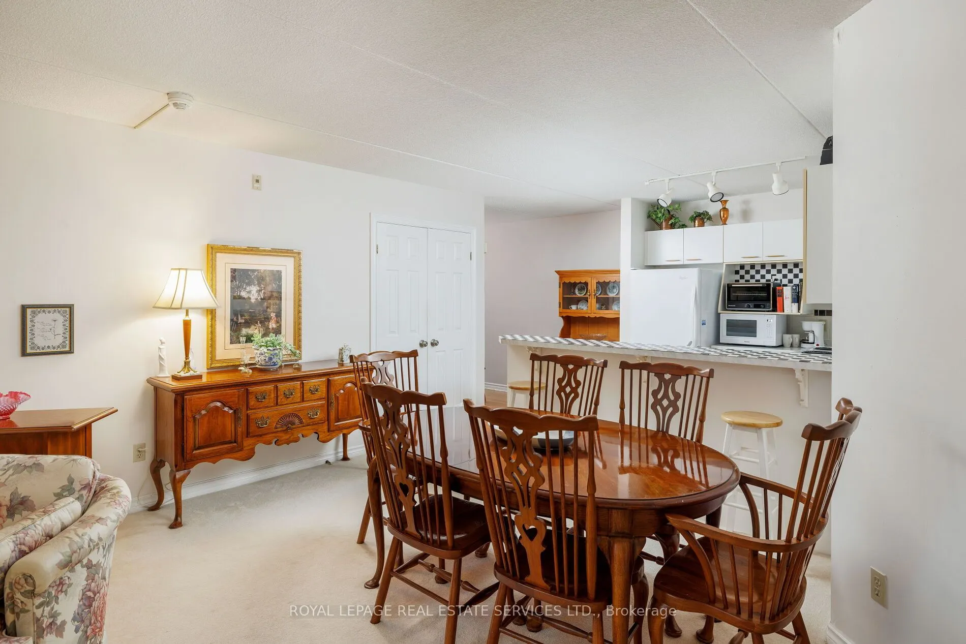 2040 Cleaver Avenue, #211