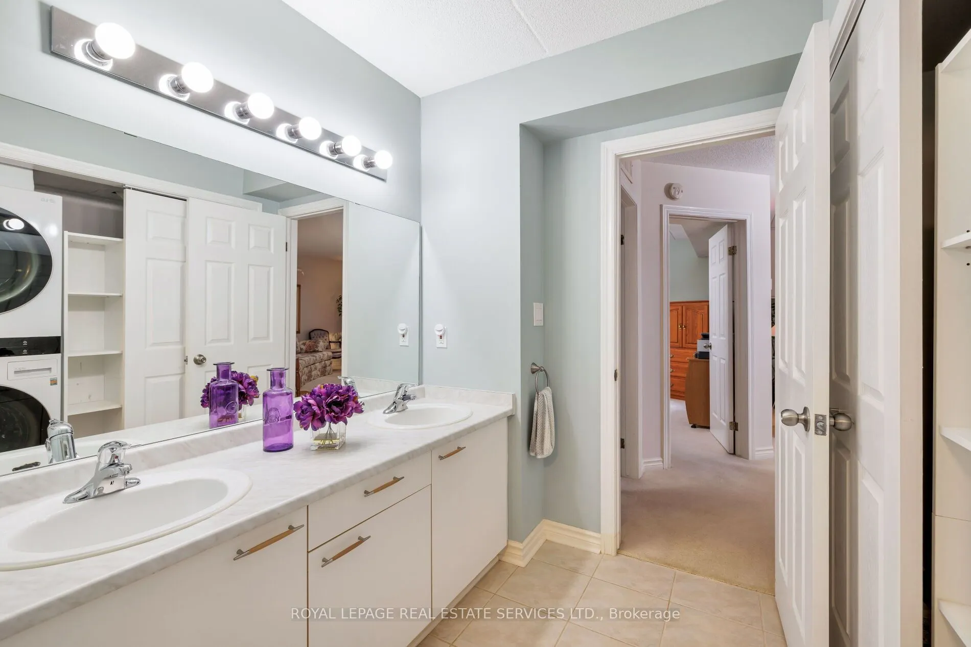 2040 Cleaver Avenue, #211