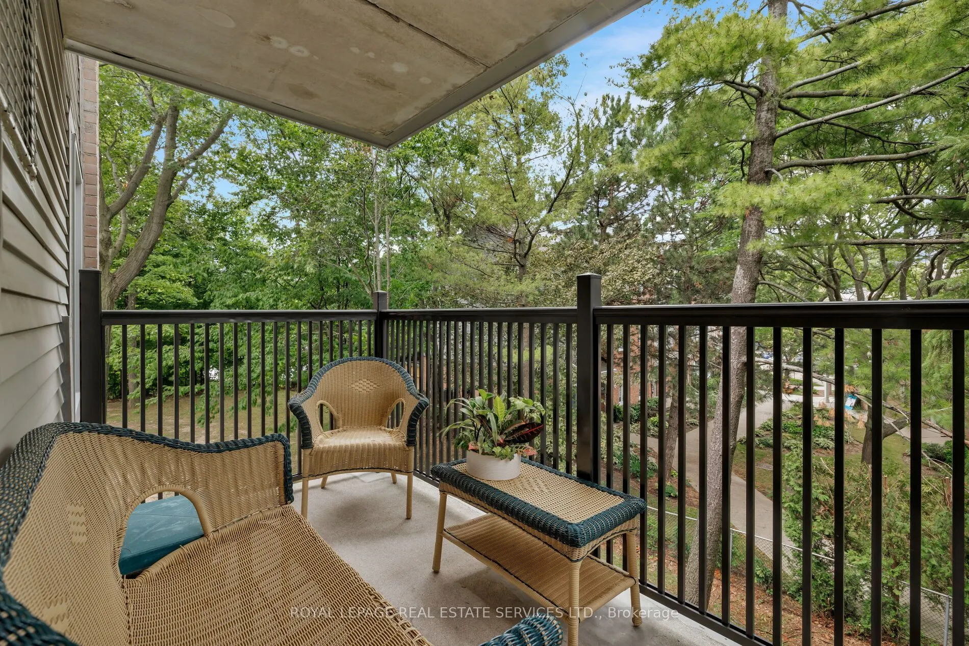 2040 Cleaver Avenue, #211