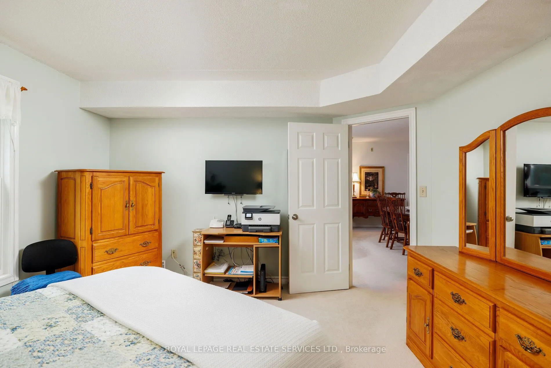 2040 Cleaver Avenue, #211