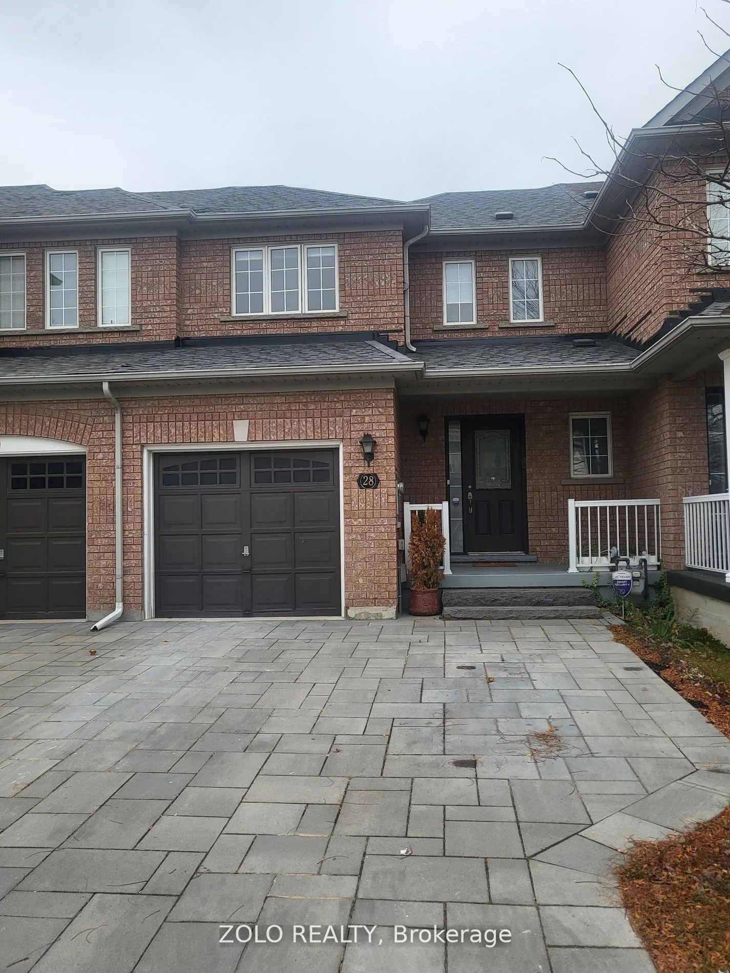 28 Spring Valley Court S