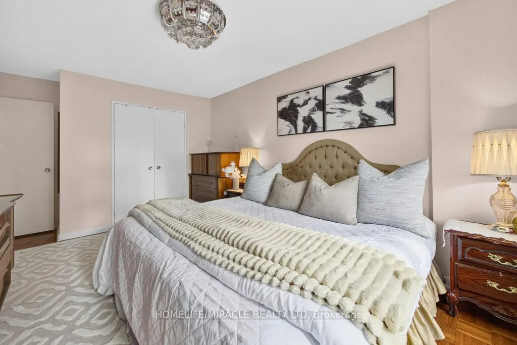 1580 Mississauga Valley Boulevard, #509