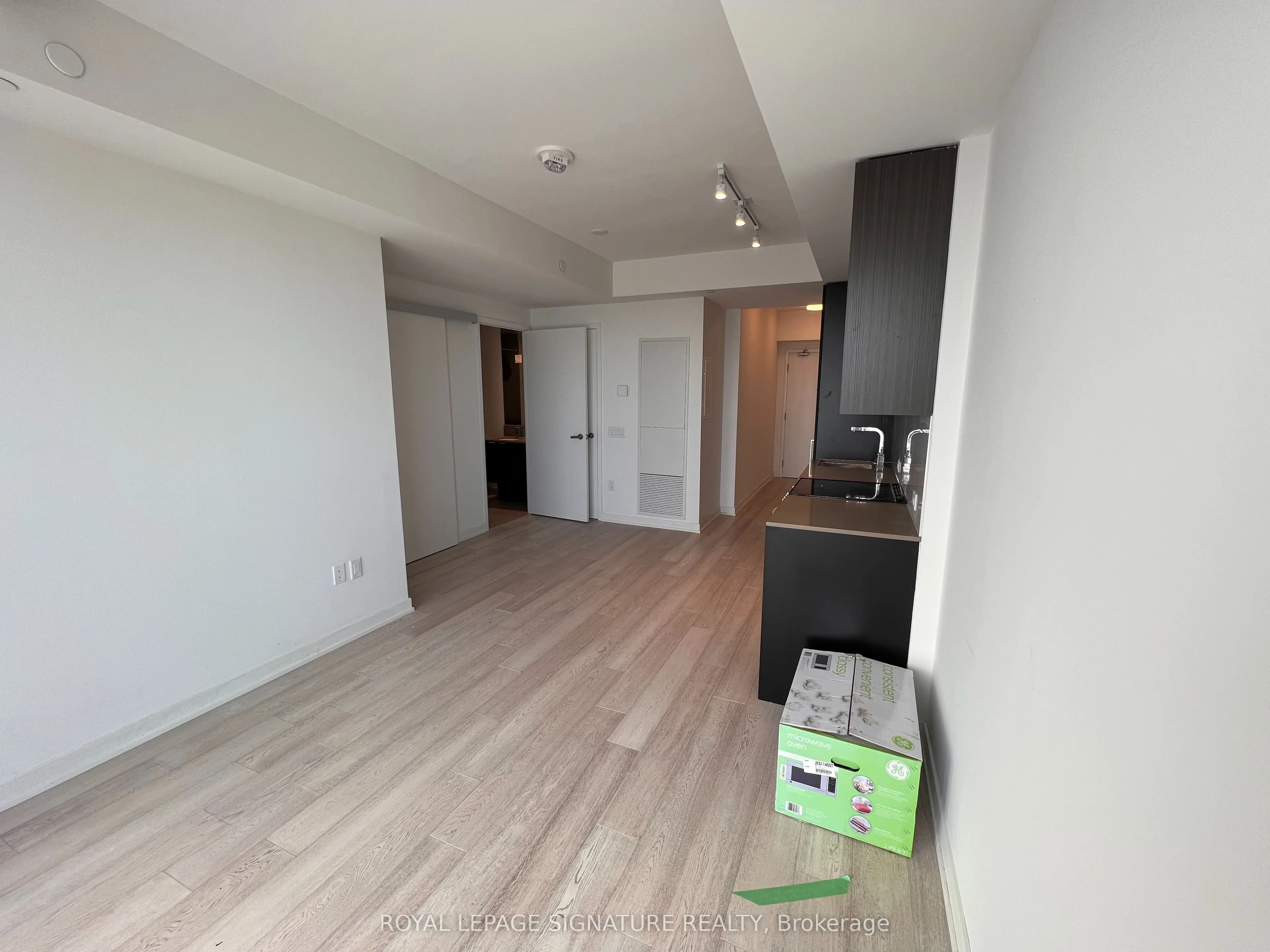 3883 Quartz Road SE, #4208