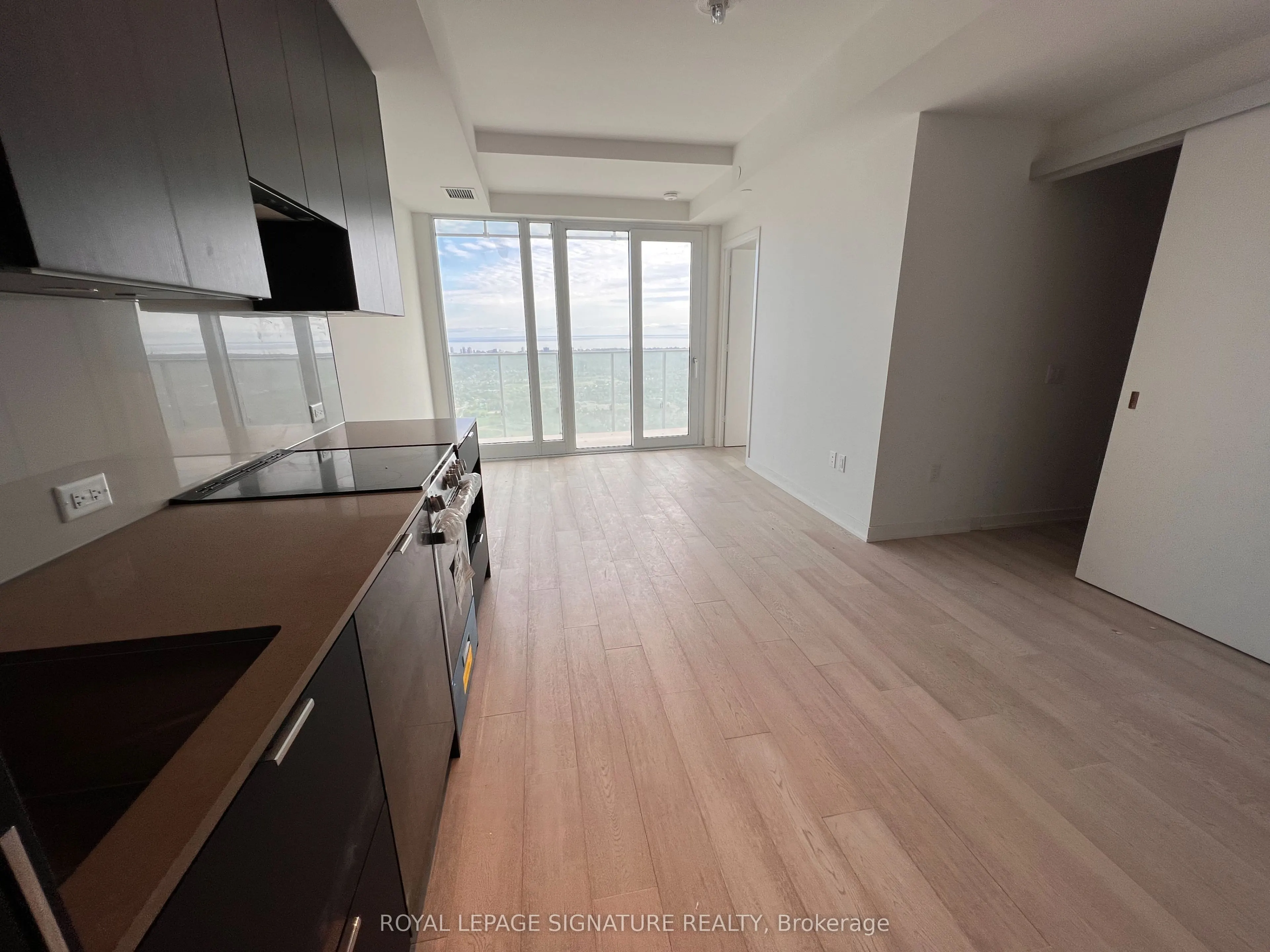 3883 Quartz Road SE, #4208