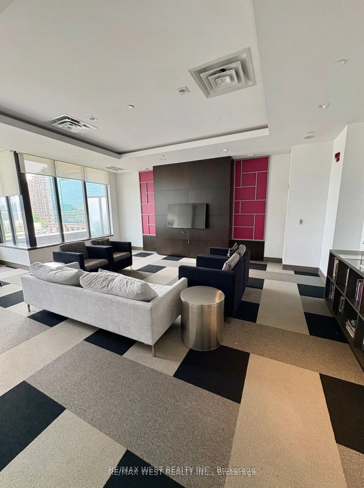 4011 Brickstone Mews, #903