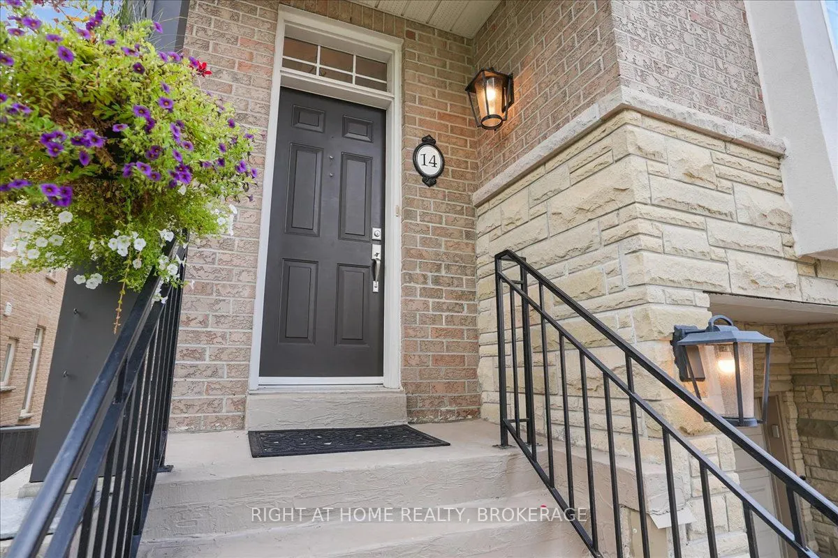 1267 Dorval Drive SE, #14