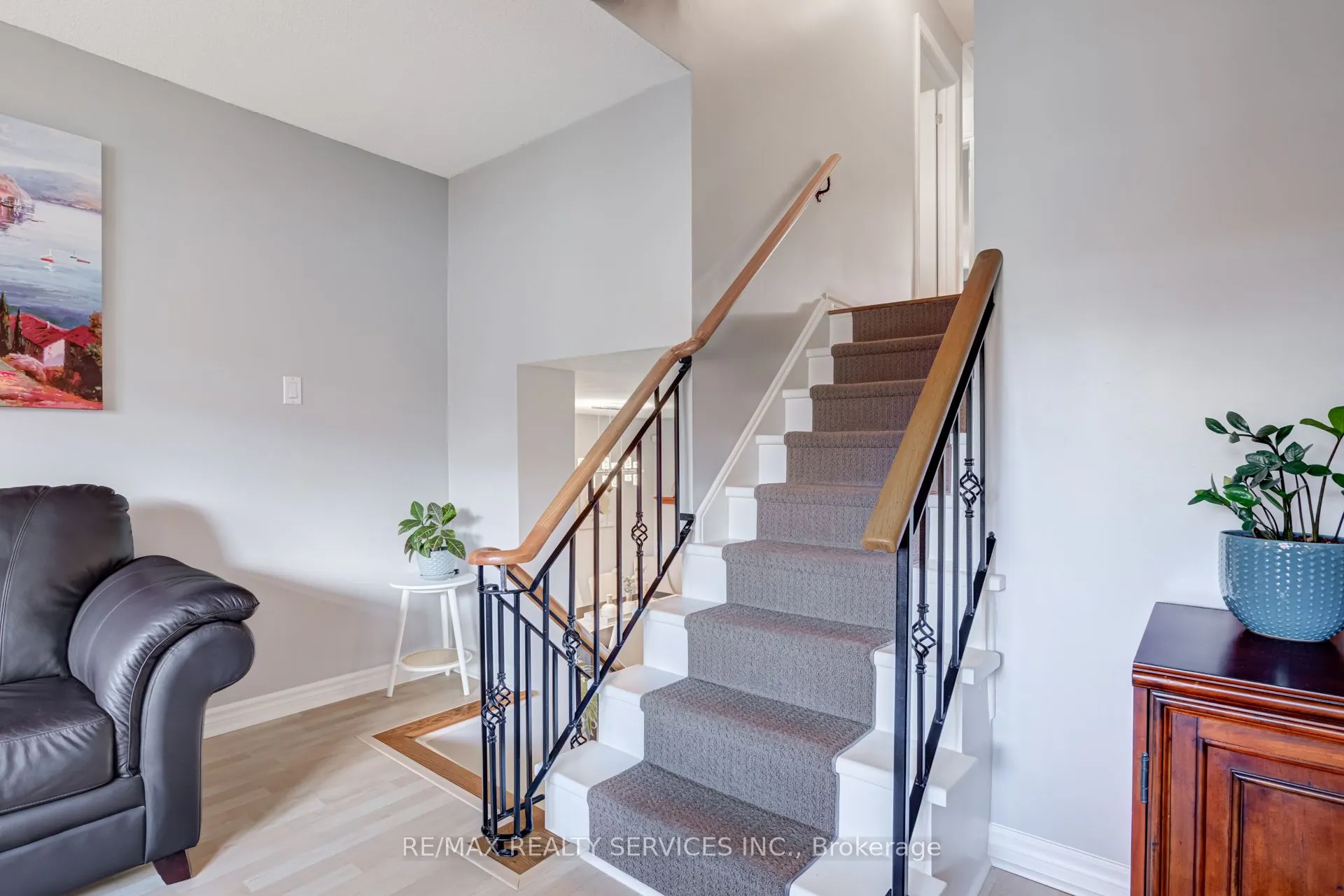 74 Crenshaw Court