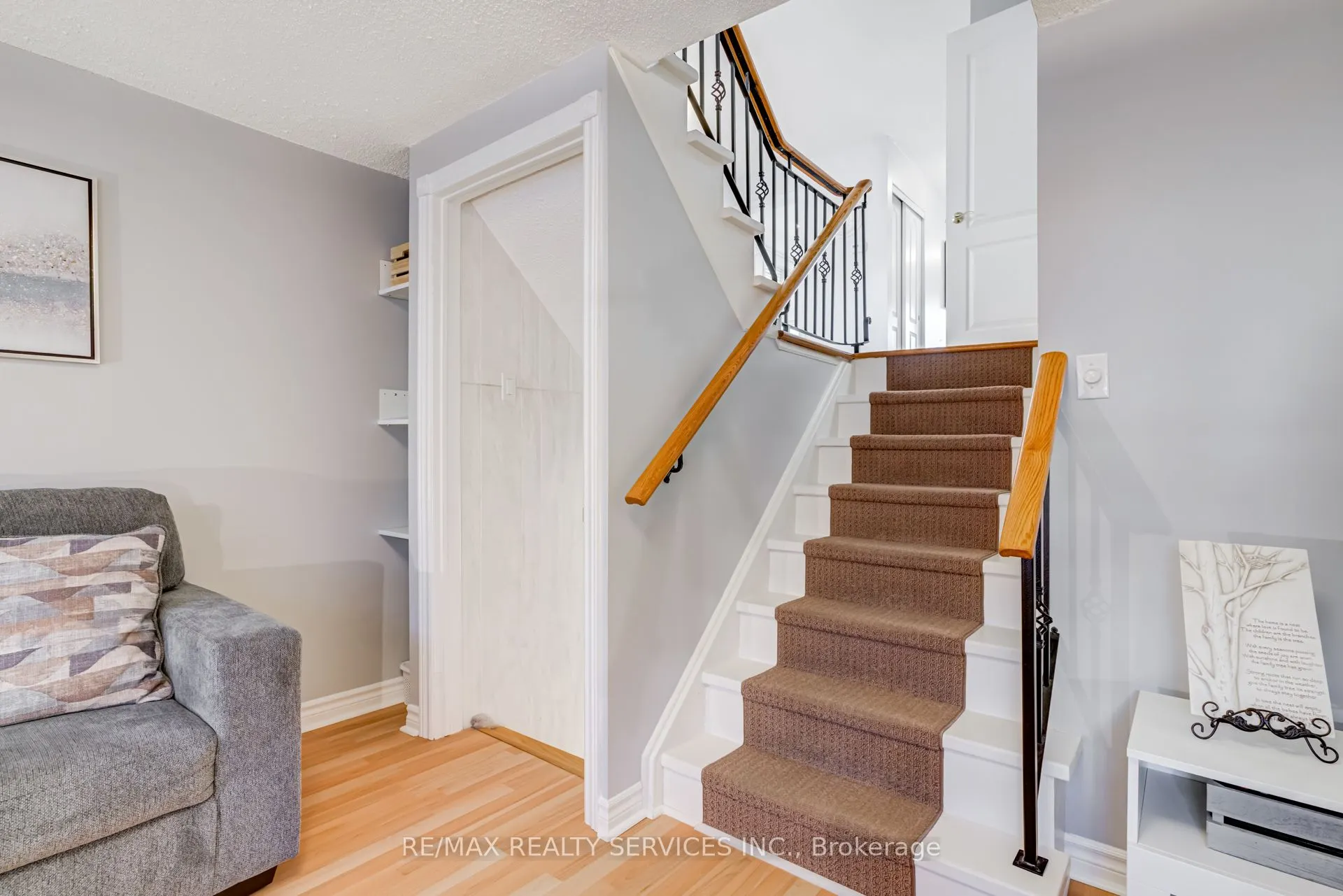 74 Crenshaw Court