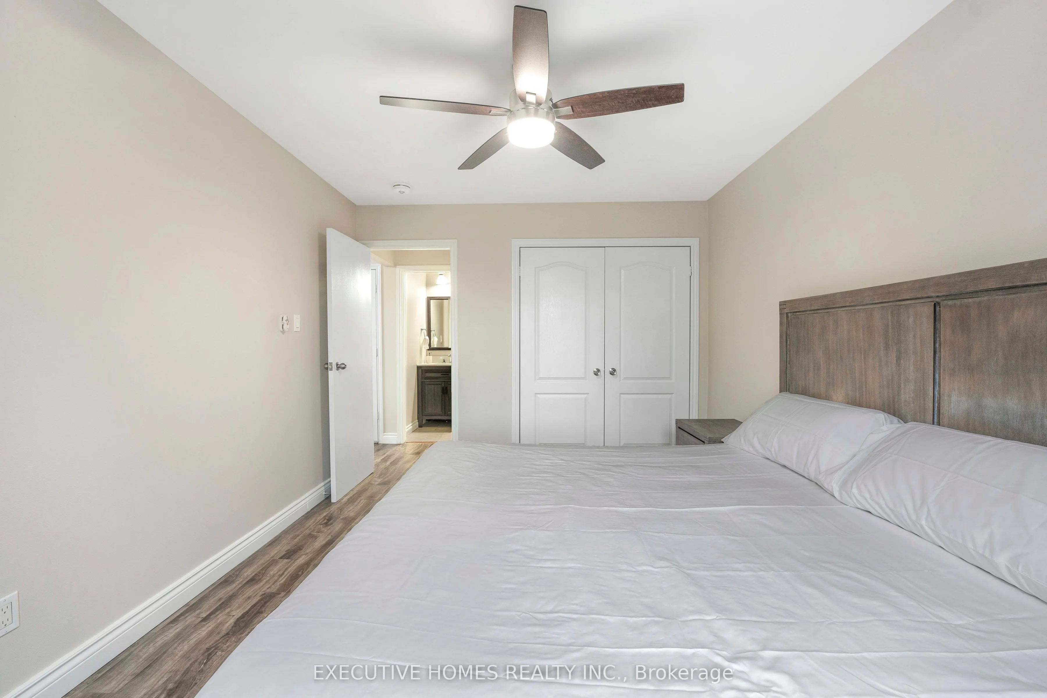 140 Weybridge Trail
