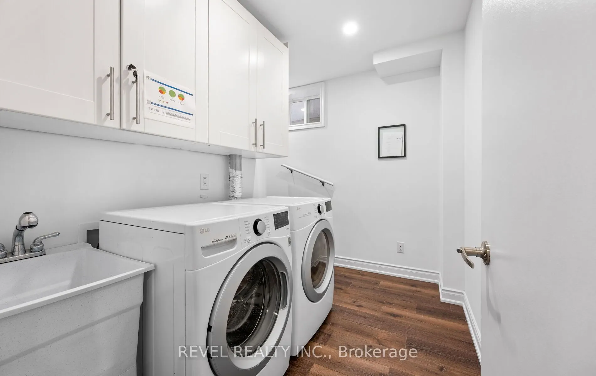 69 Rockcliffe Boulevard E, #Main Floor