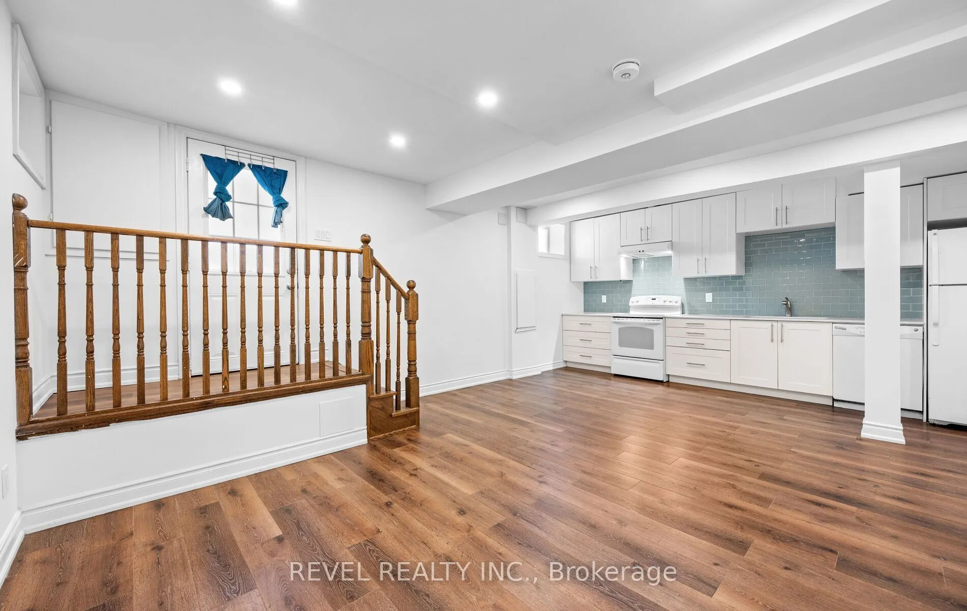69 Rockcliffe Boulevard, #Basement