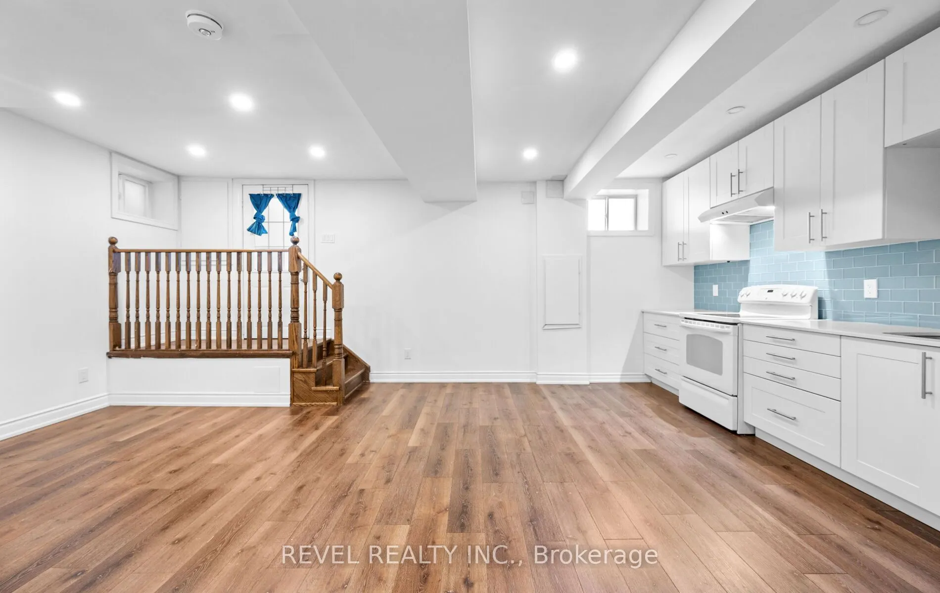 69 Rockcliffe Boulevard, #Basement