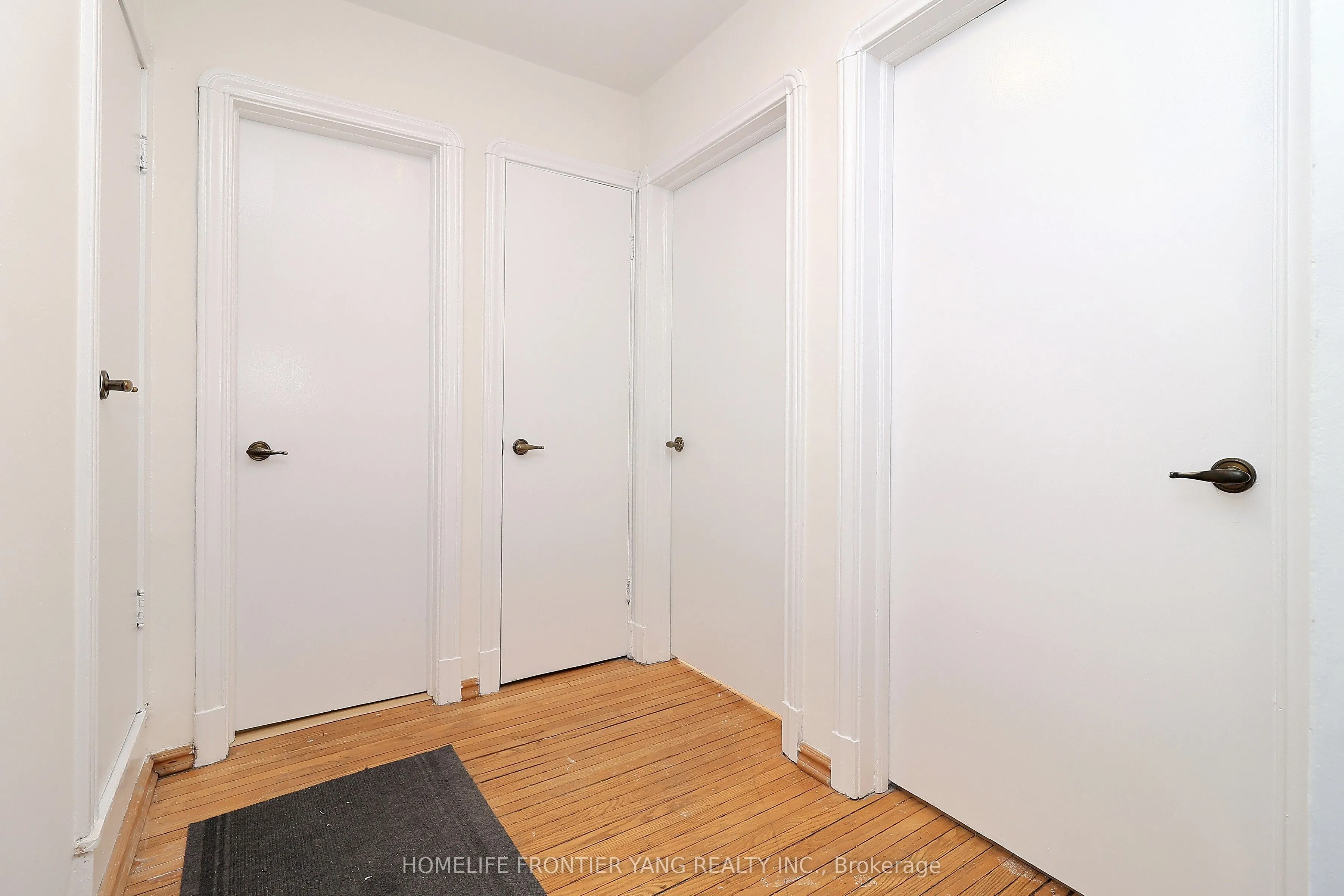 2697 Lake Shore Boulevard W, #21