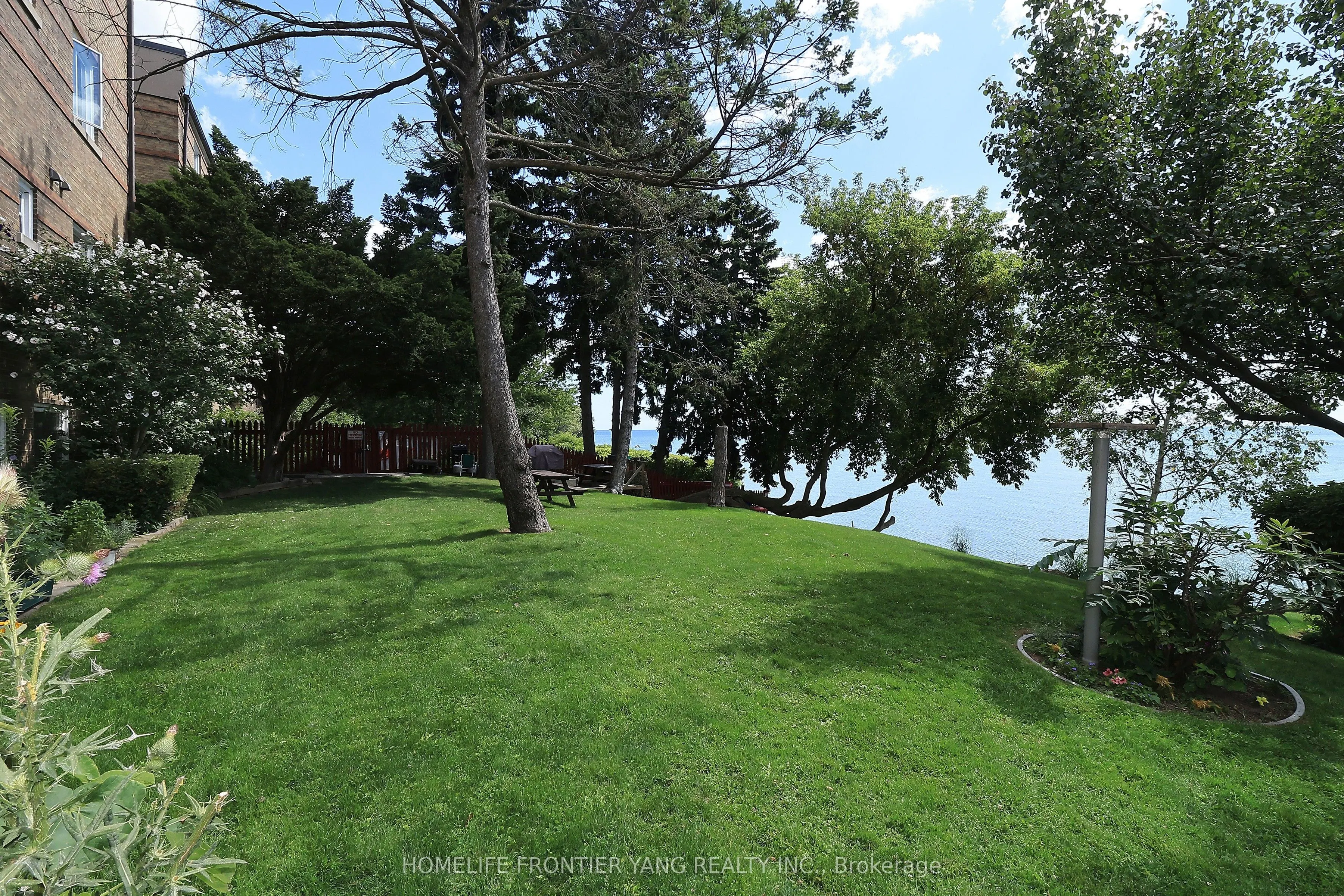 2697 Lake Shore Boulevard W, #21