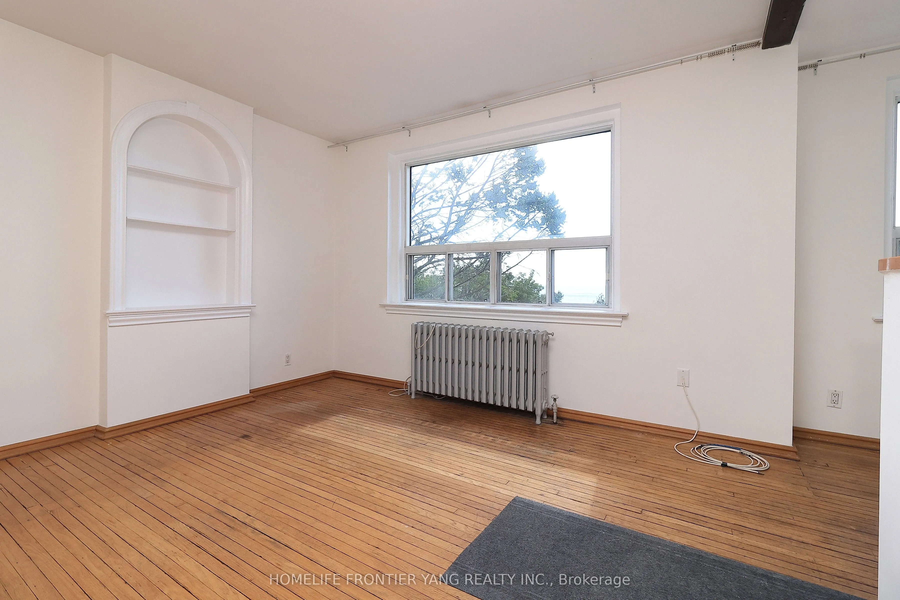 2697 Lake Shore Boulevard W, #21