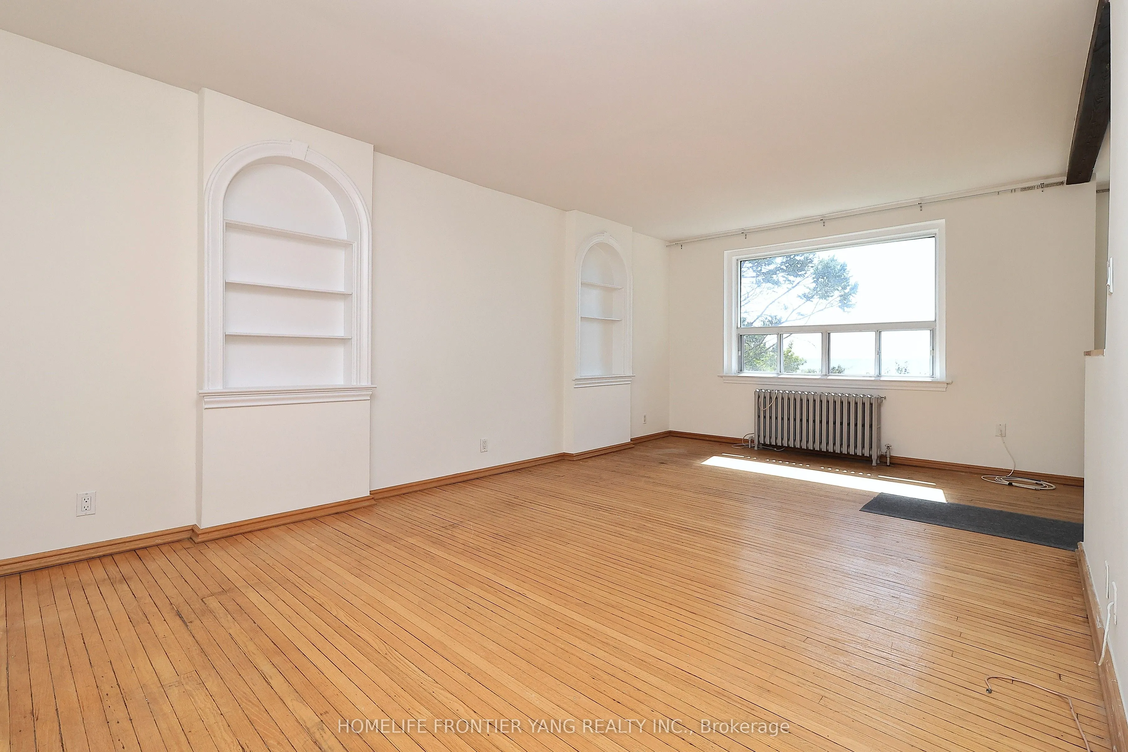 2697 Lake Shore Boulevard W, #21