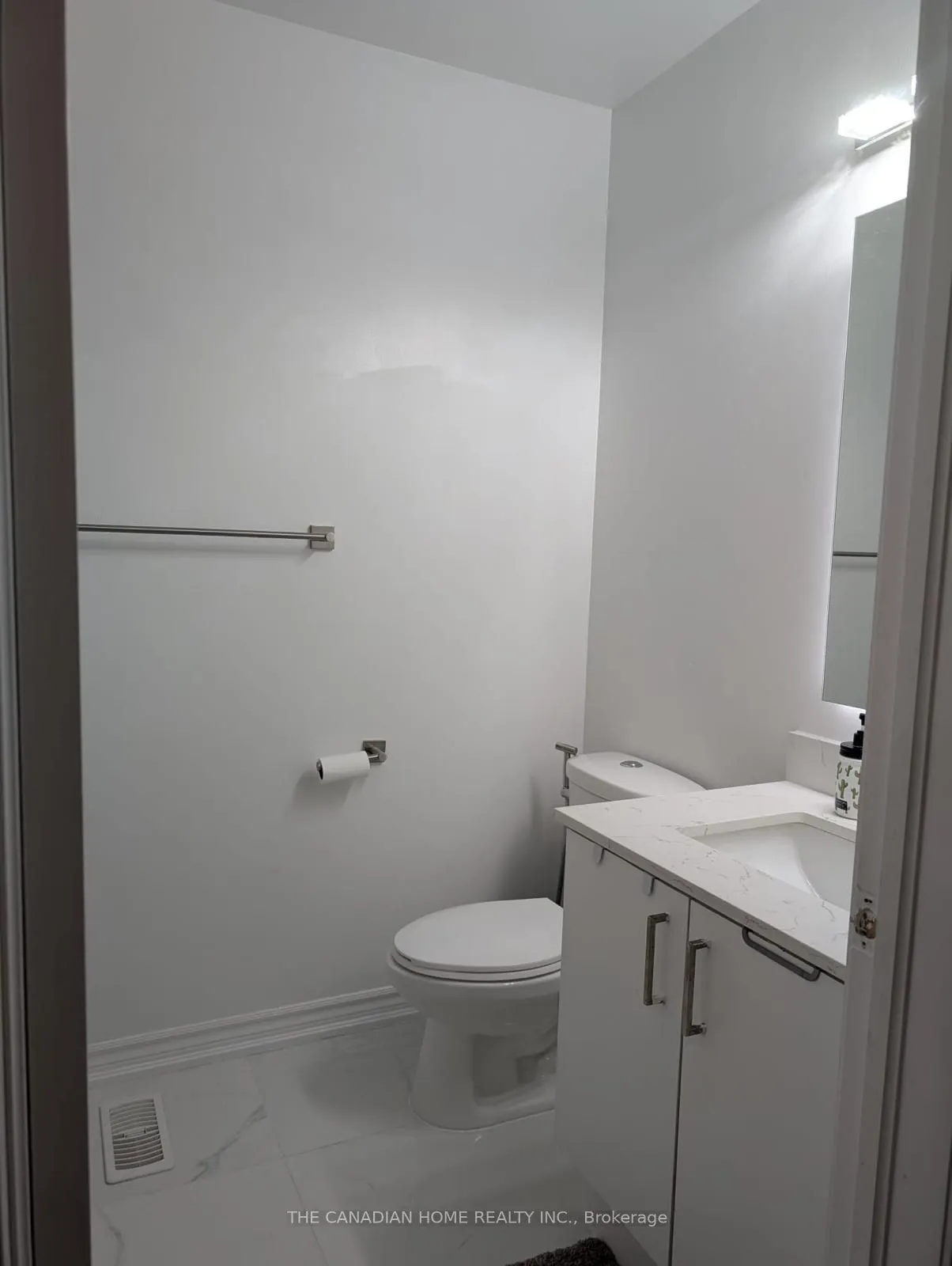 2270 Britannia Road W, #11