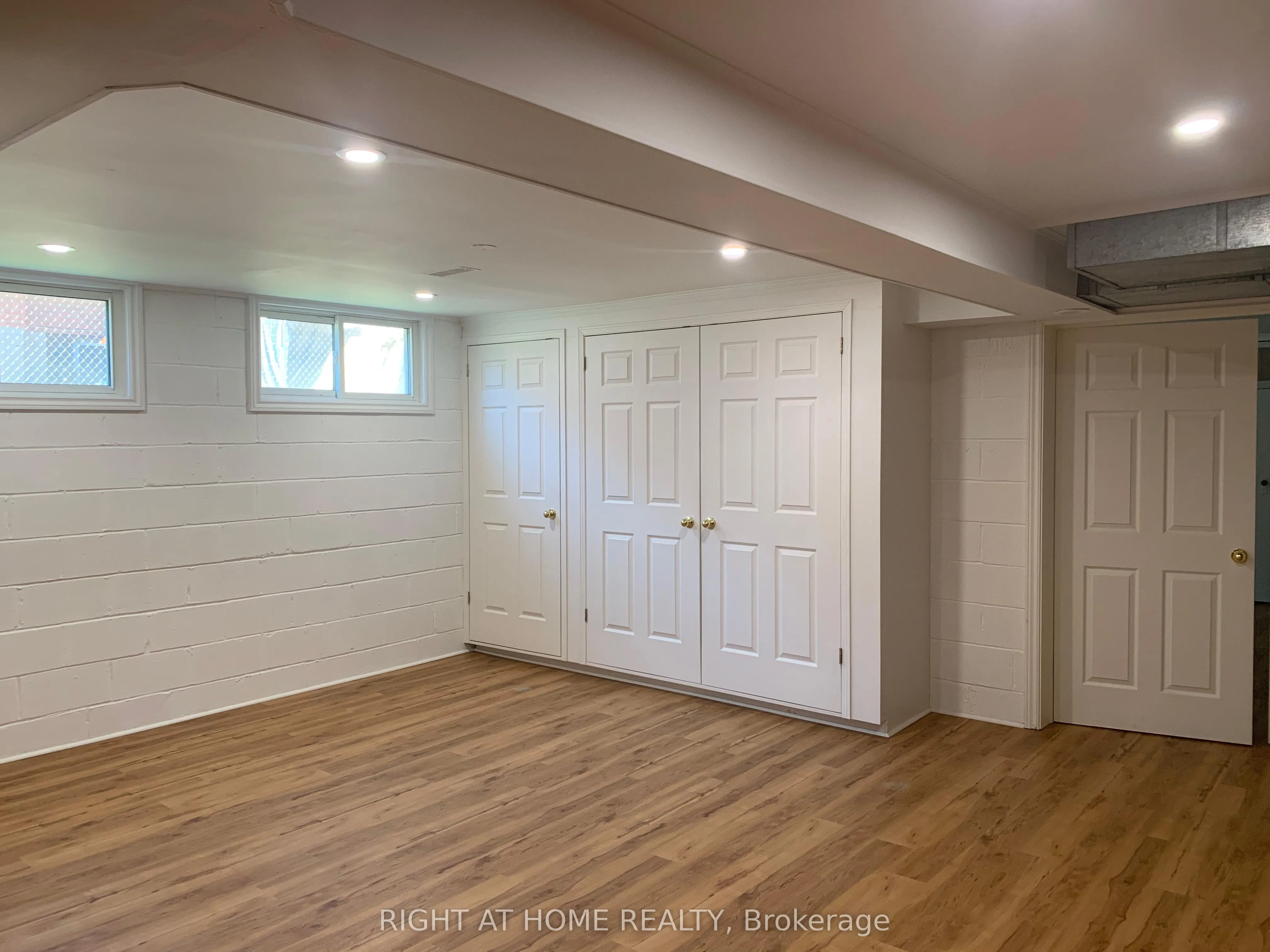 43 Hamptonbrook Drive