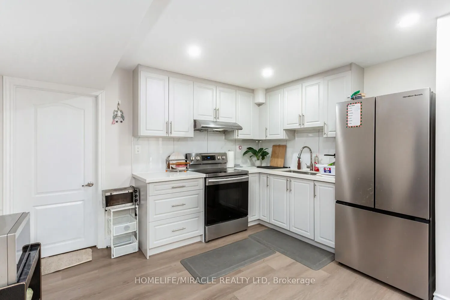 10 Elverton Crescent