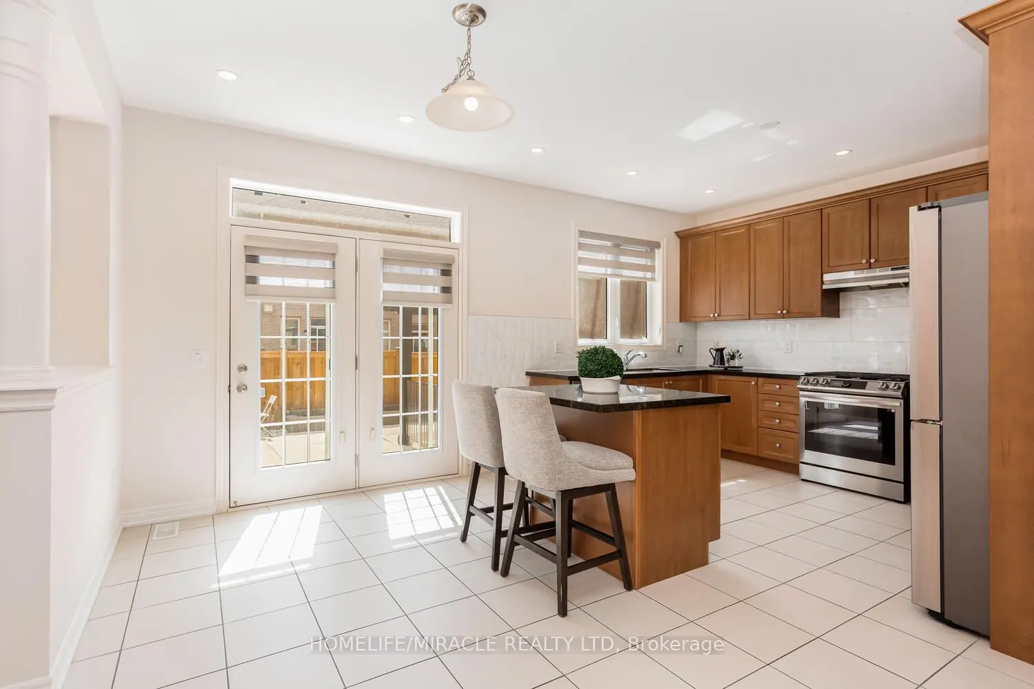 10 Elverton Crescent