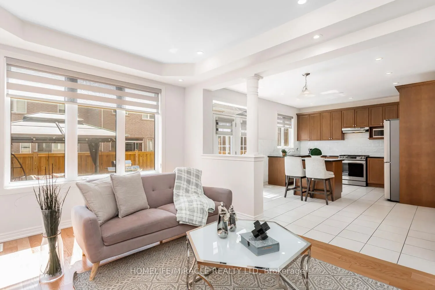 10 Elverton Crescent