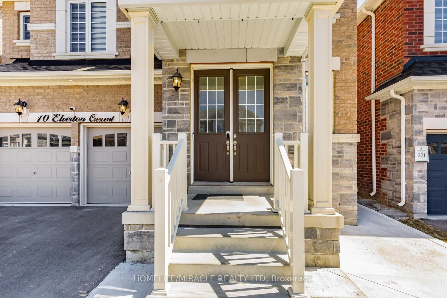 10 Elverton Crescent