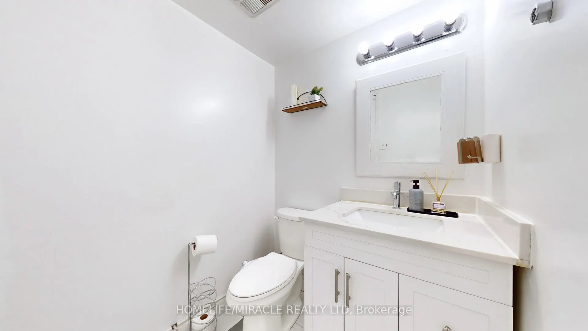 15 Kensington Road, #1112