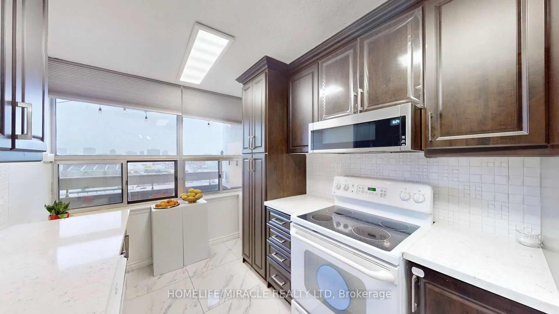 15 Kensington Road, #1112