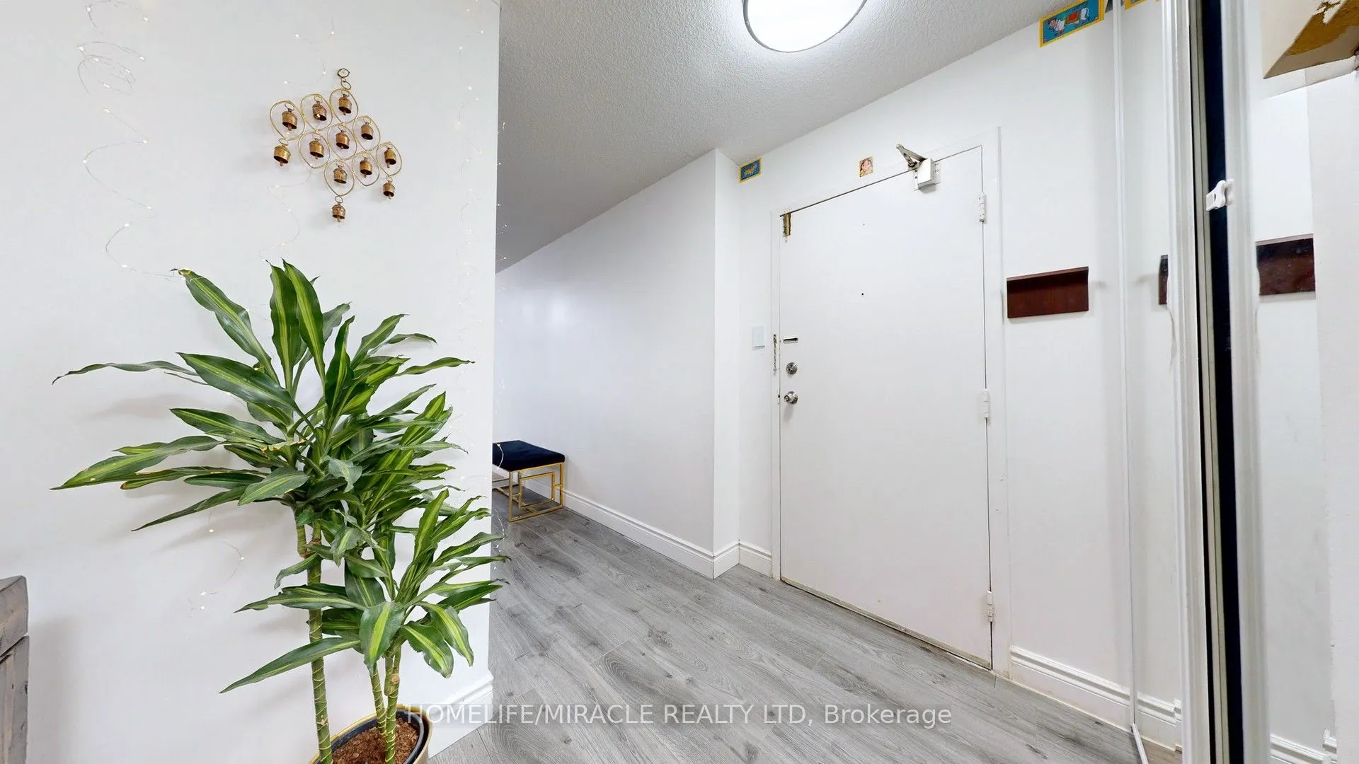 15 Kensington Road, #1112