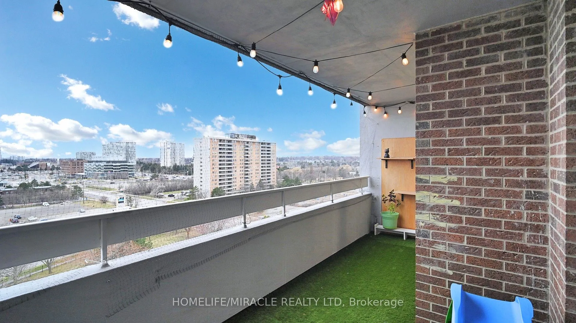15 Kensington Road, #1112