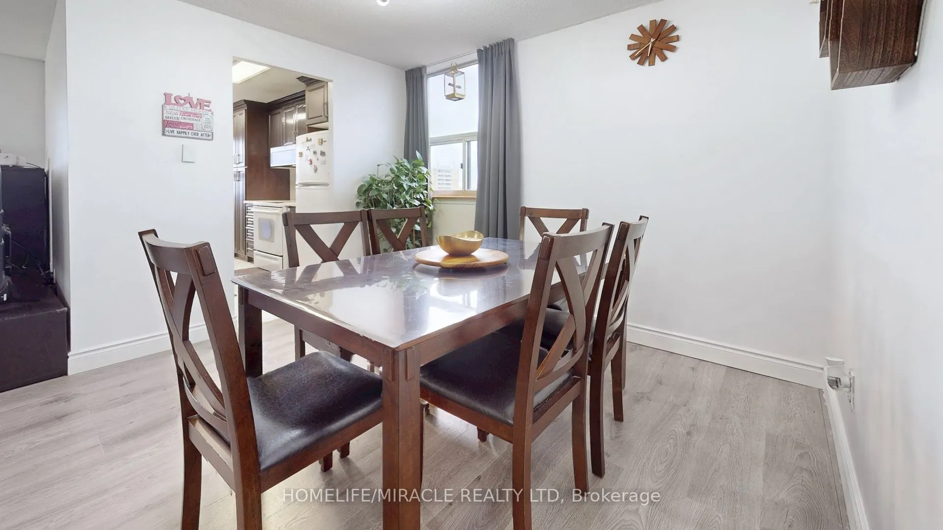 15 Kensington Road, #1112