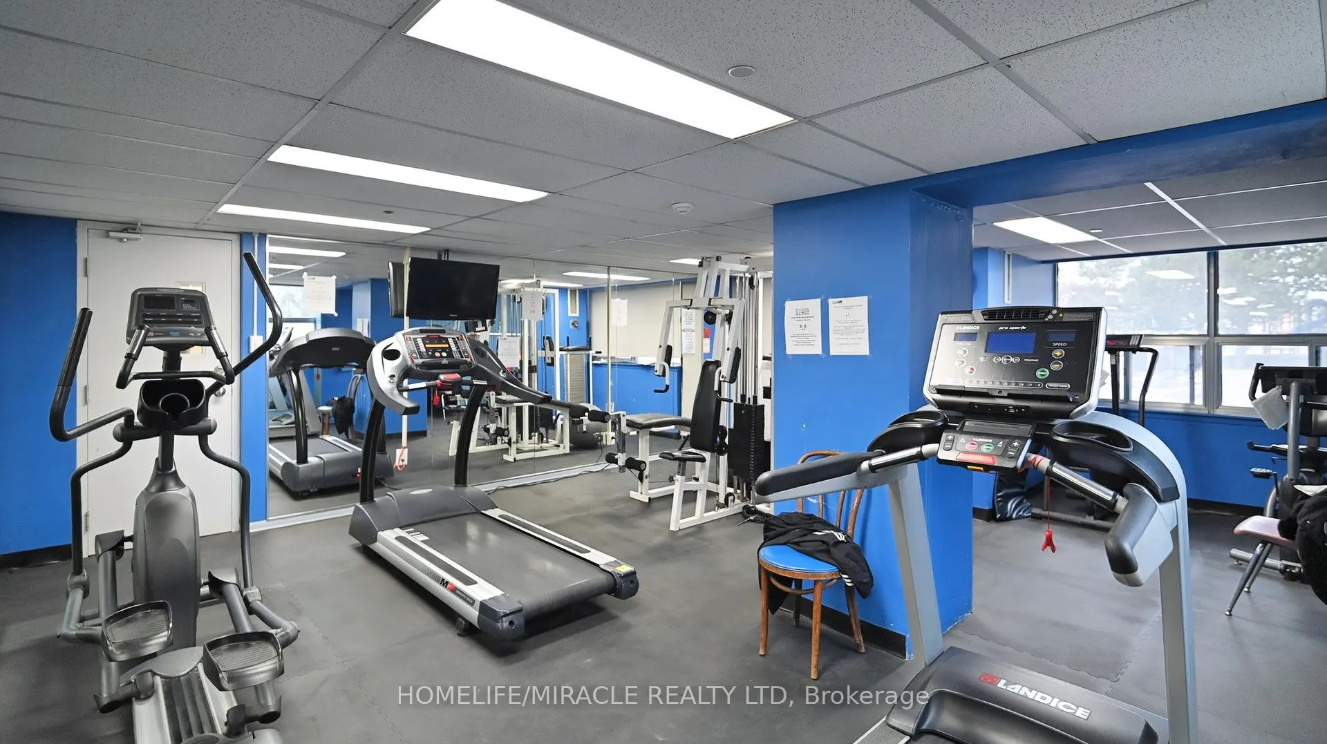 15 Kensington Road, #1112