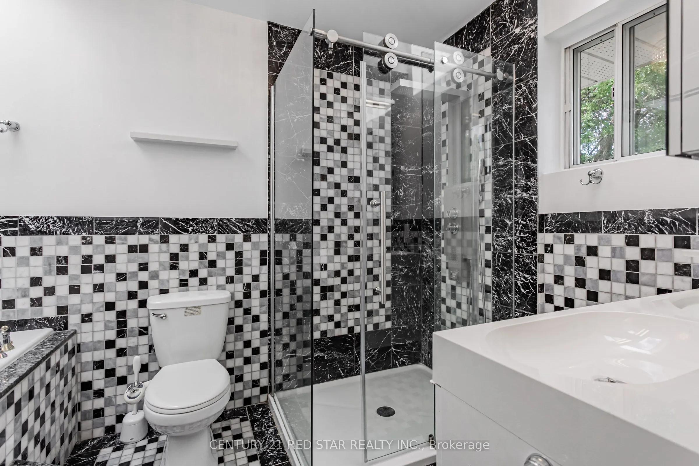 56 Silverthorne Bush Drive